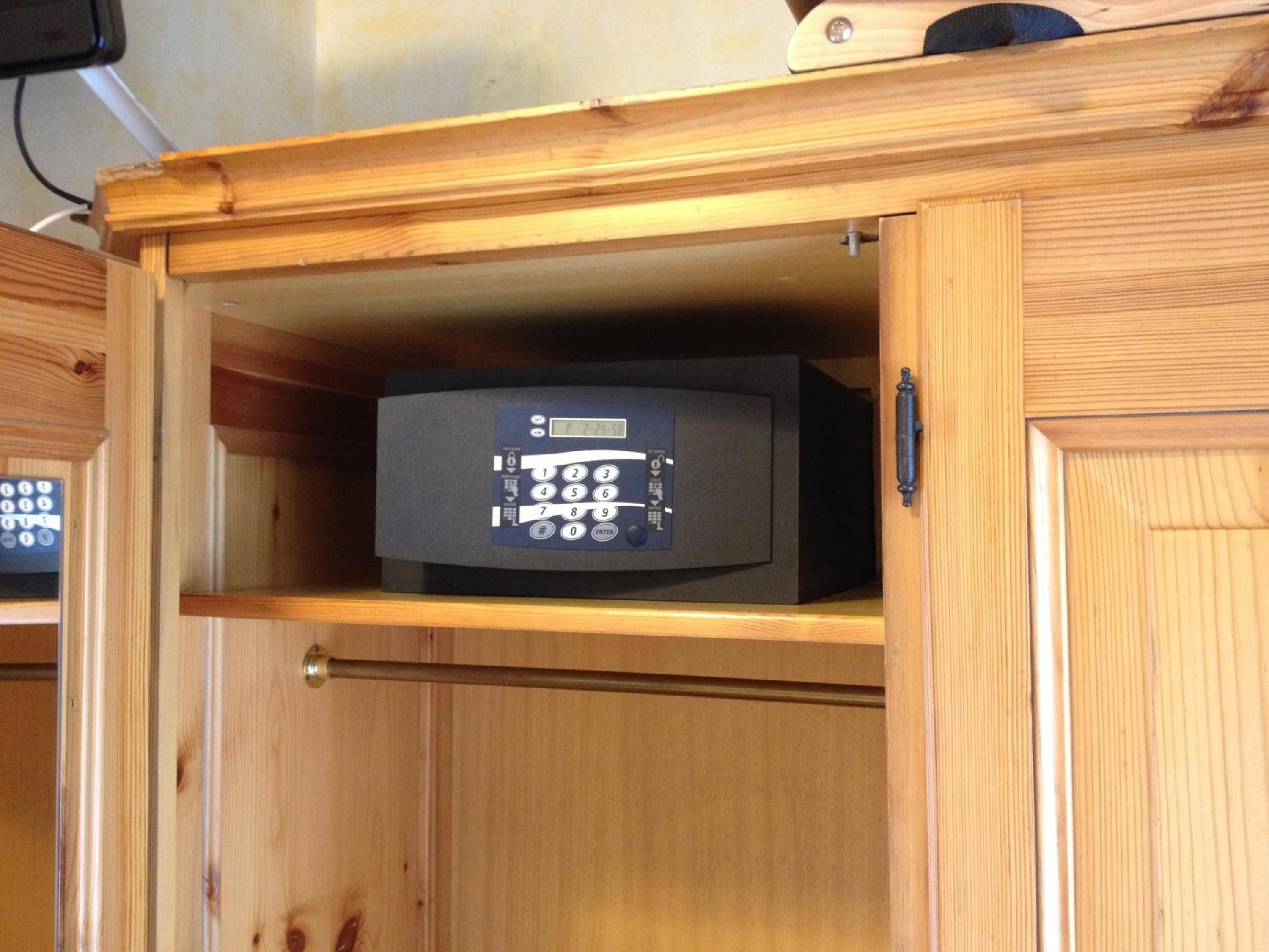 Double Room - Photo 7