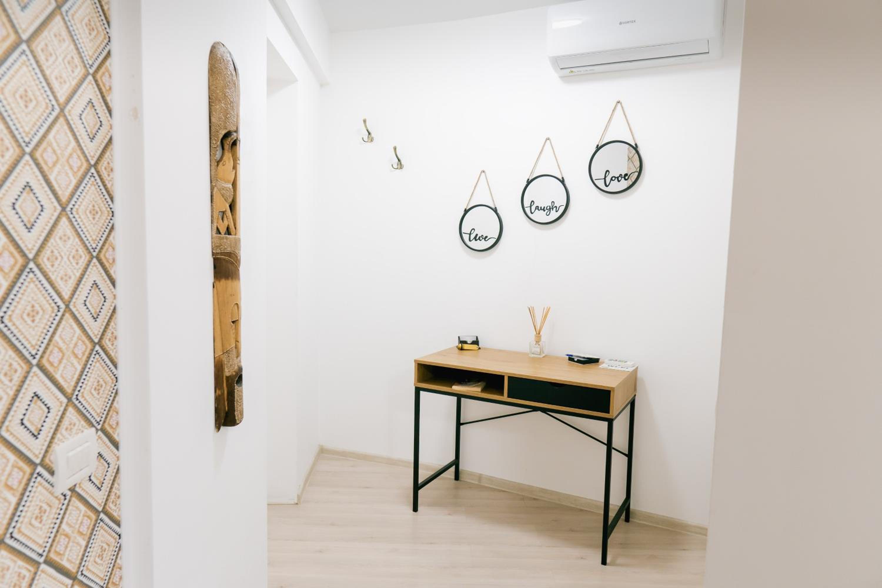 Superior Studio - Photo 13
