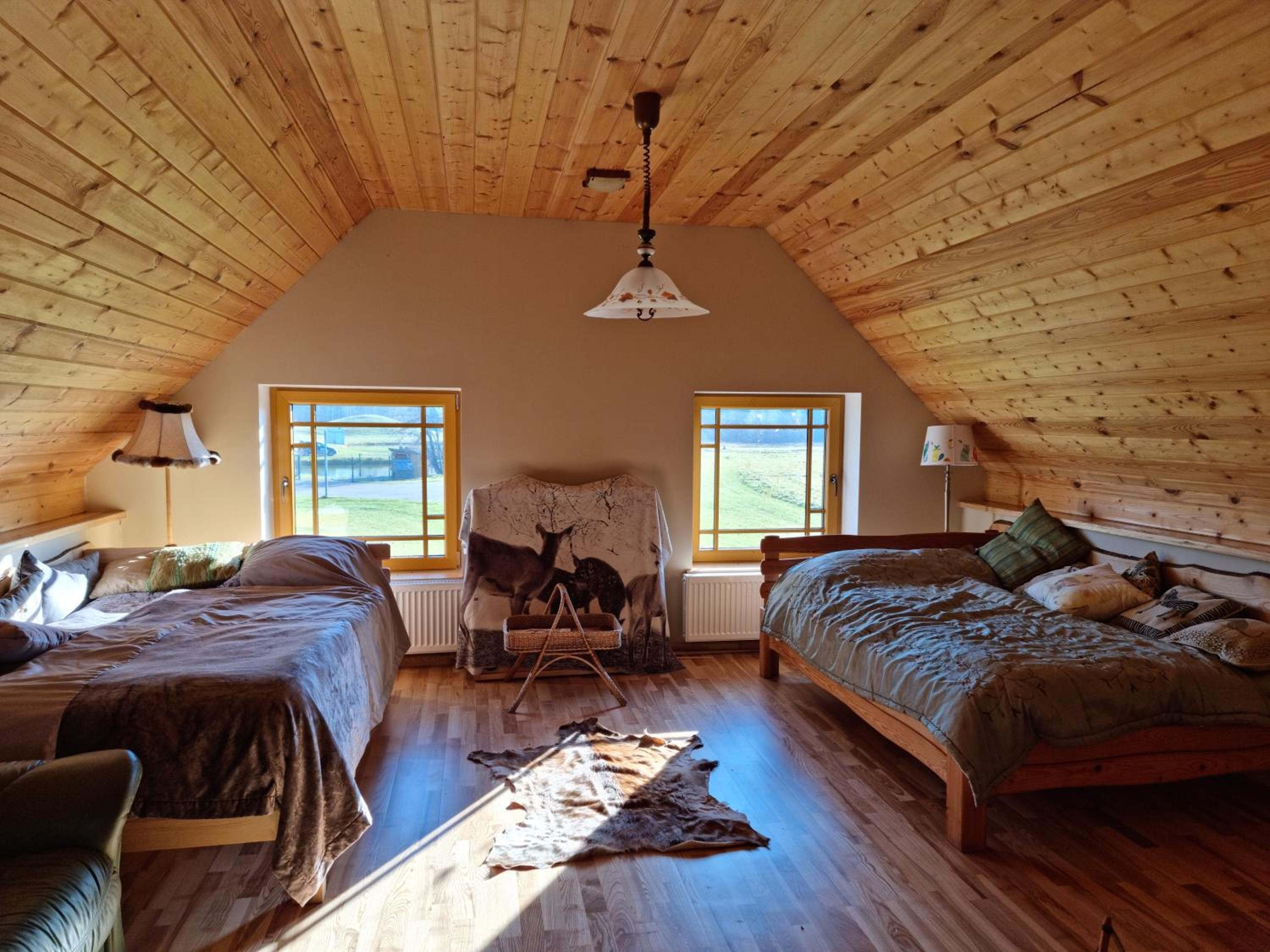 Three-Bedroom House - Photo 4