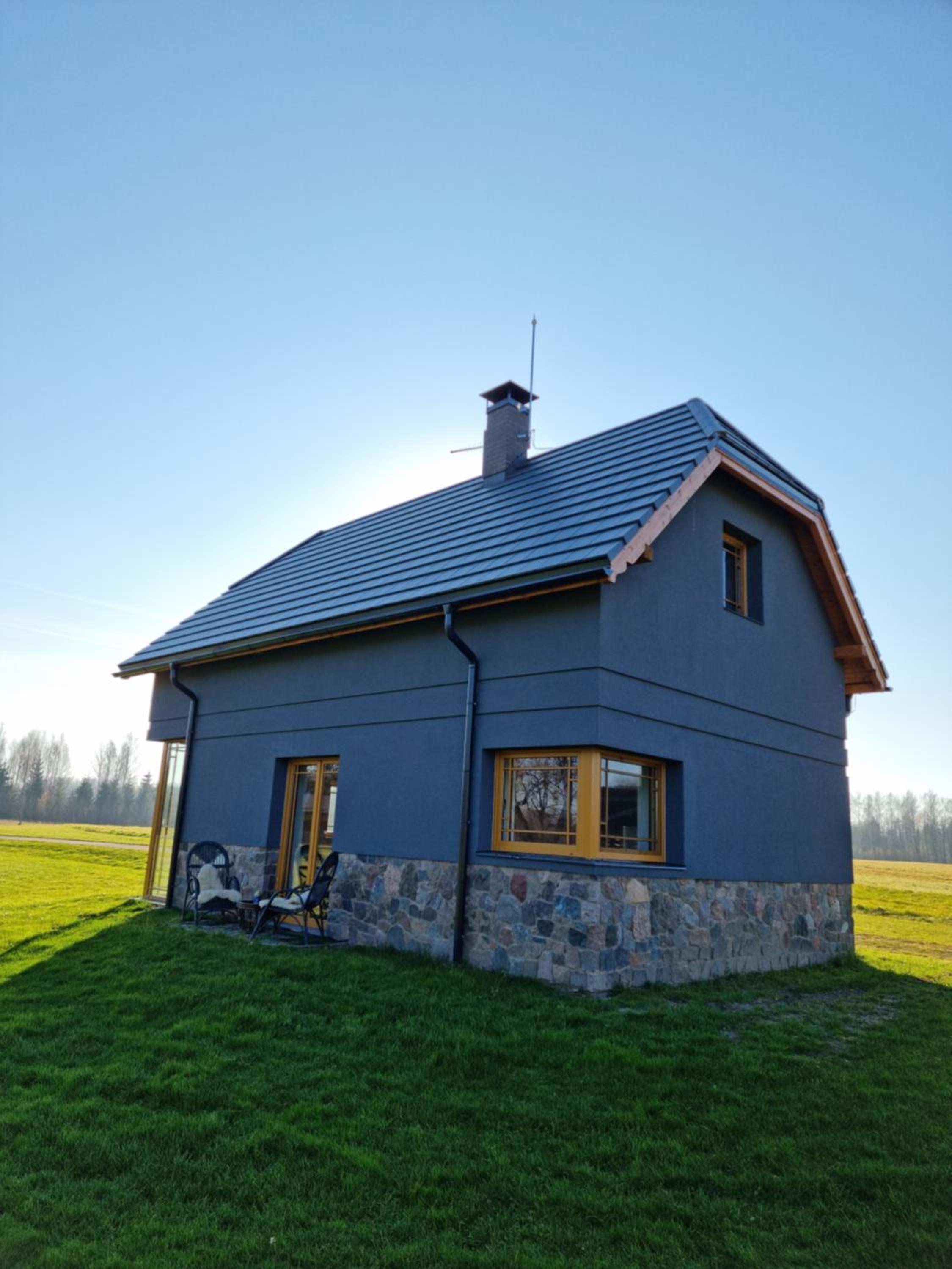 Three-Bedroom House - Photo 3