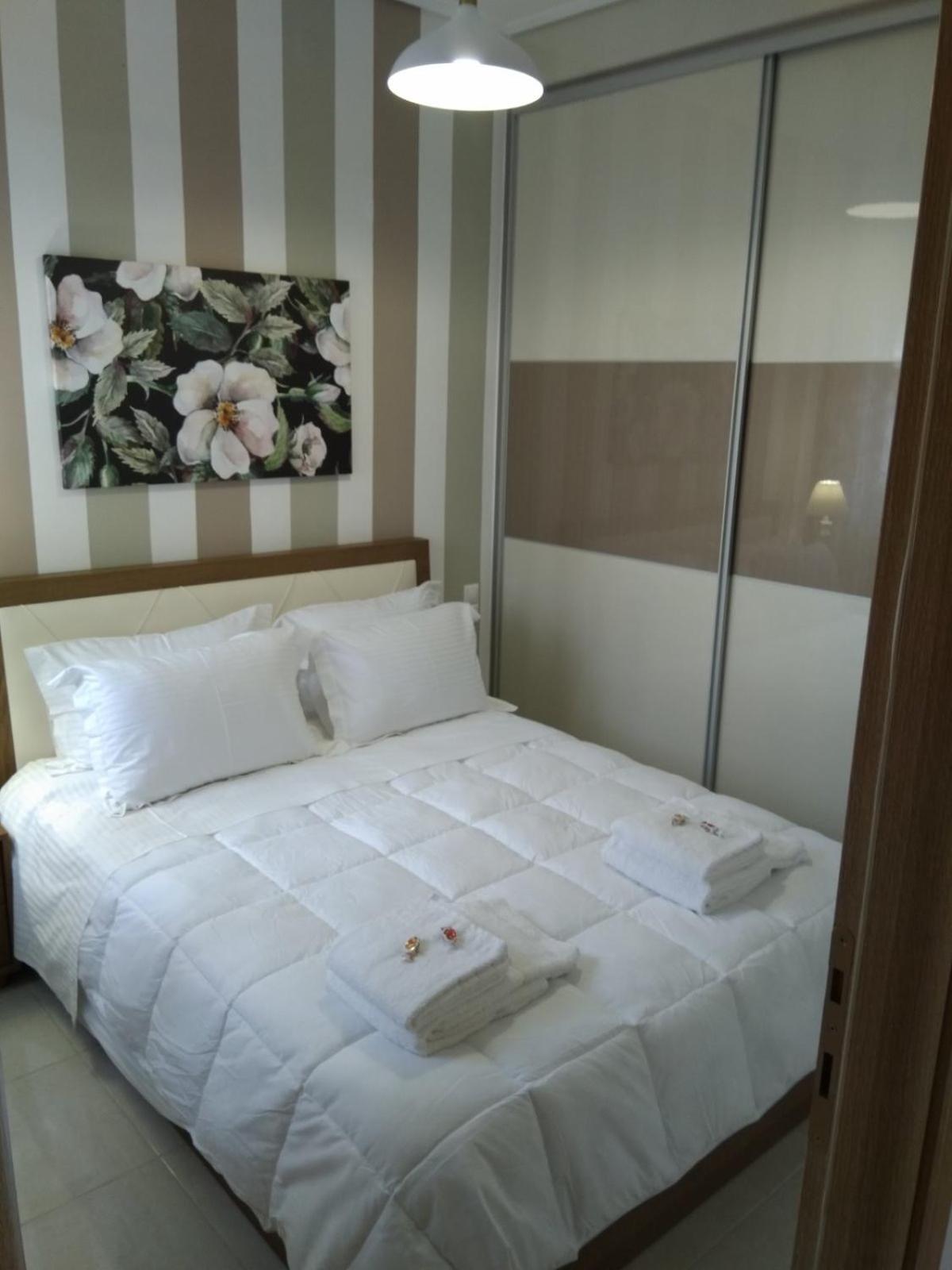 Three-Bedroom Villa - Photo 3