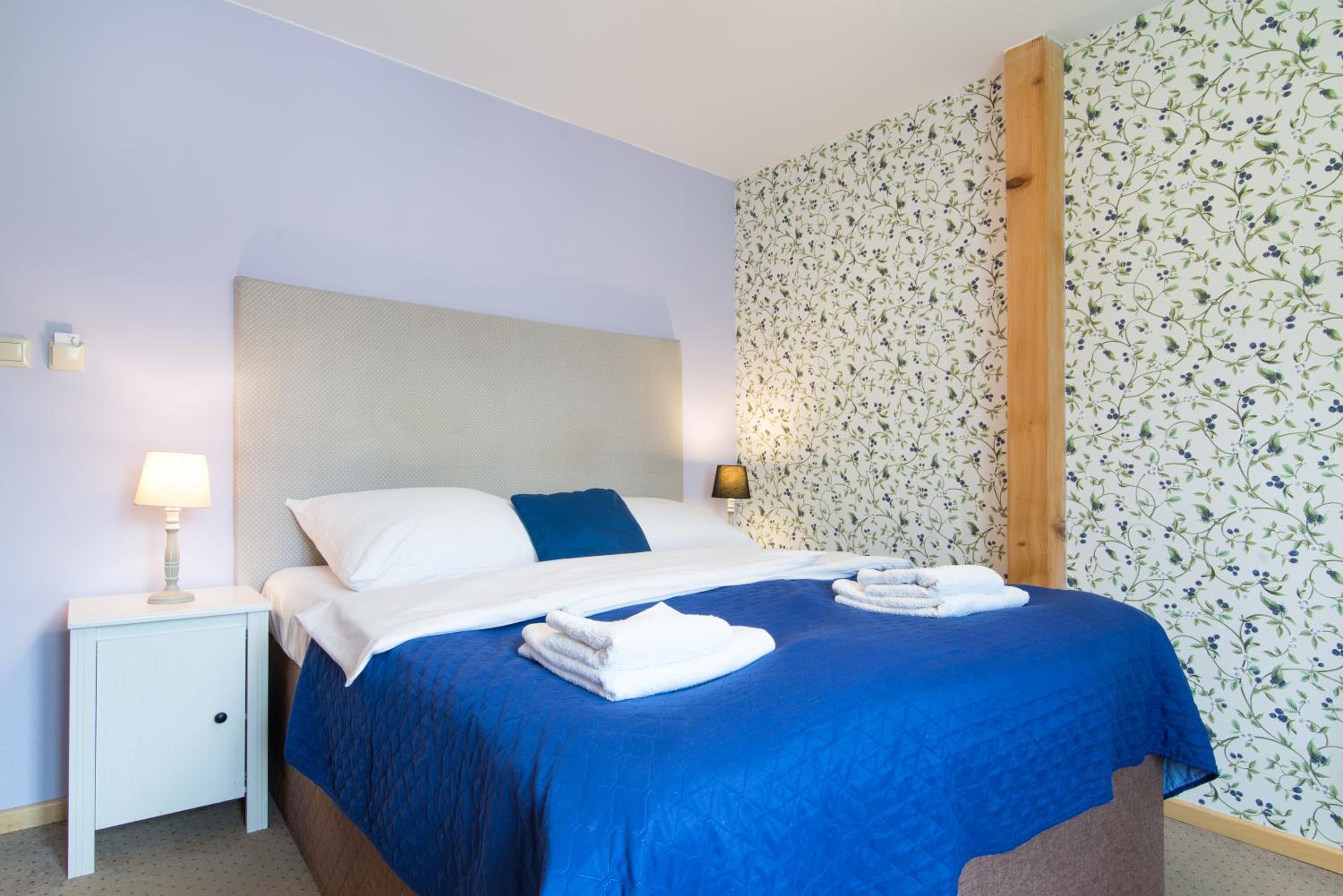 Double or Twin Room - Photo 5