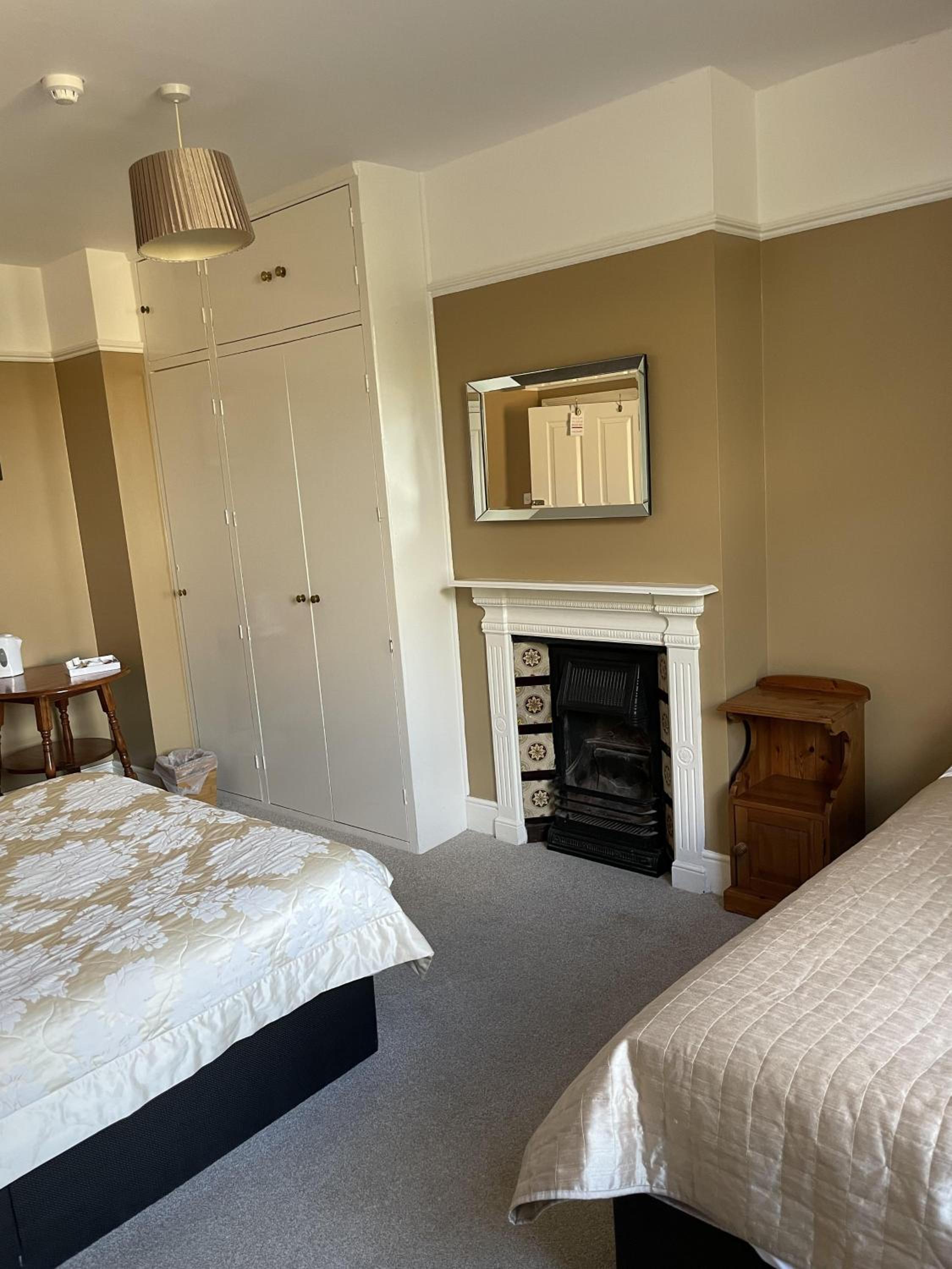 Classic Triple Room photo 3