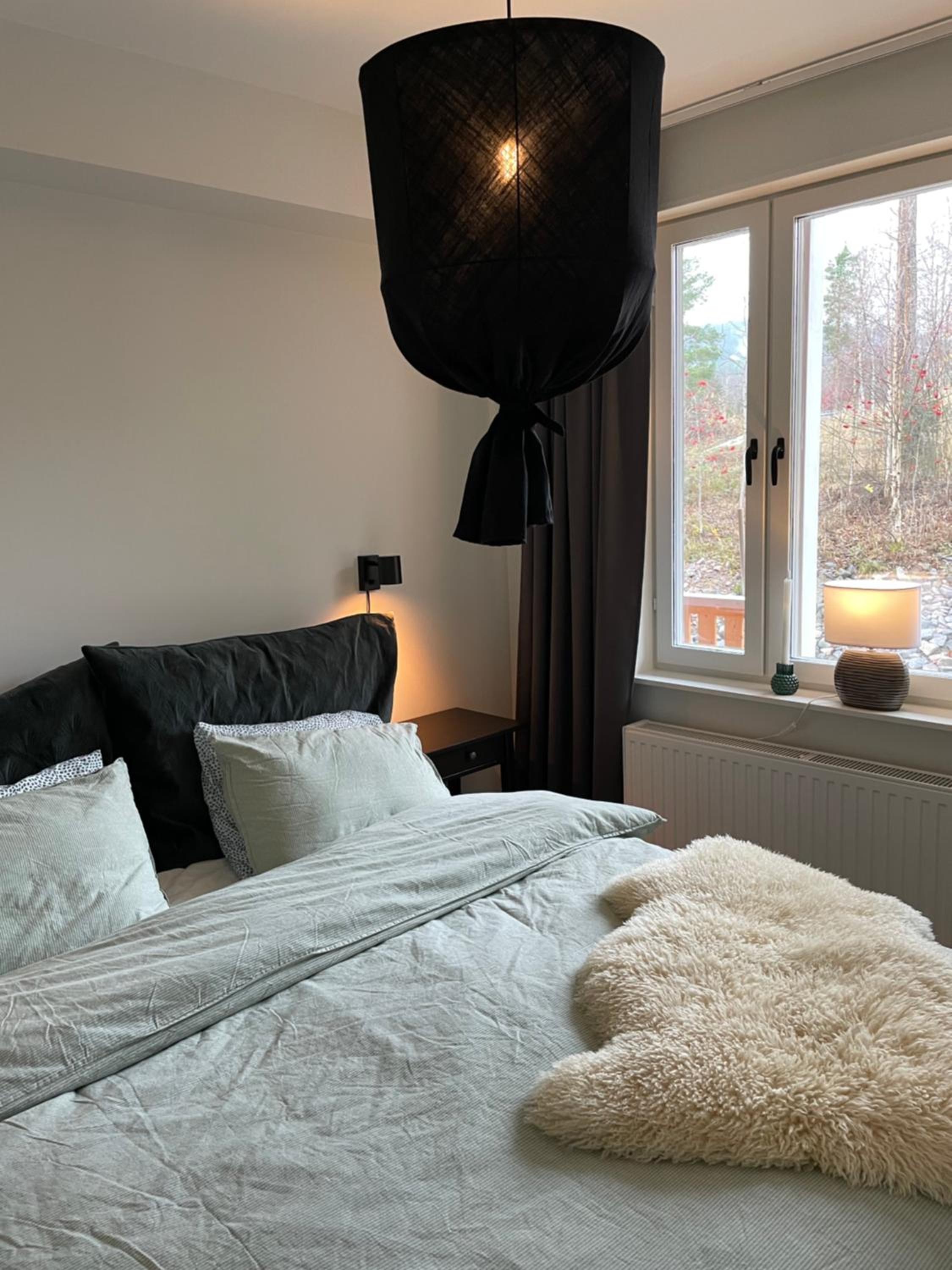 Three-Bedroom Apartment - Photo 19