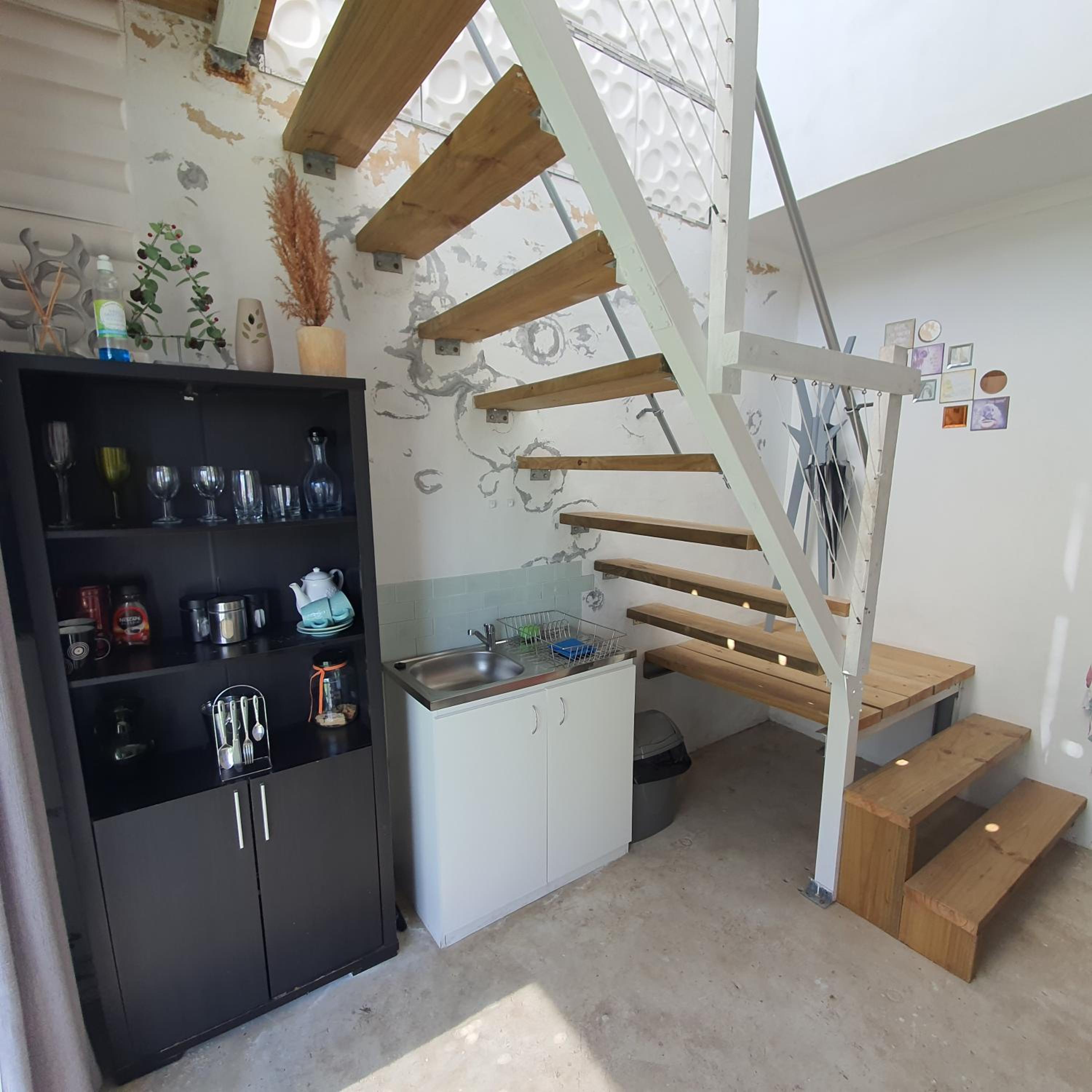Apartment - Split Level with Ocean View - Photo 8