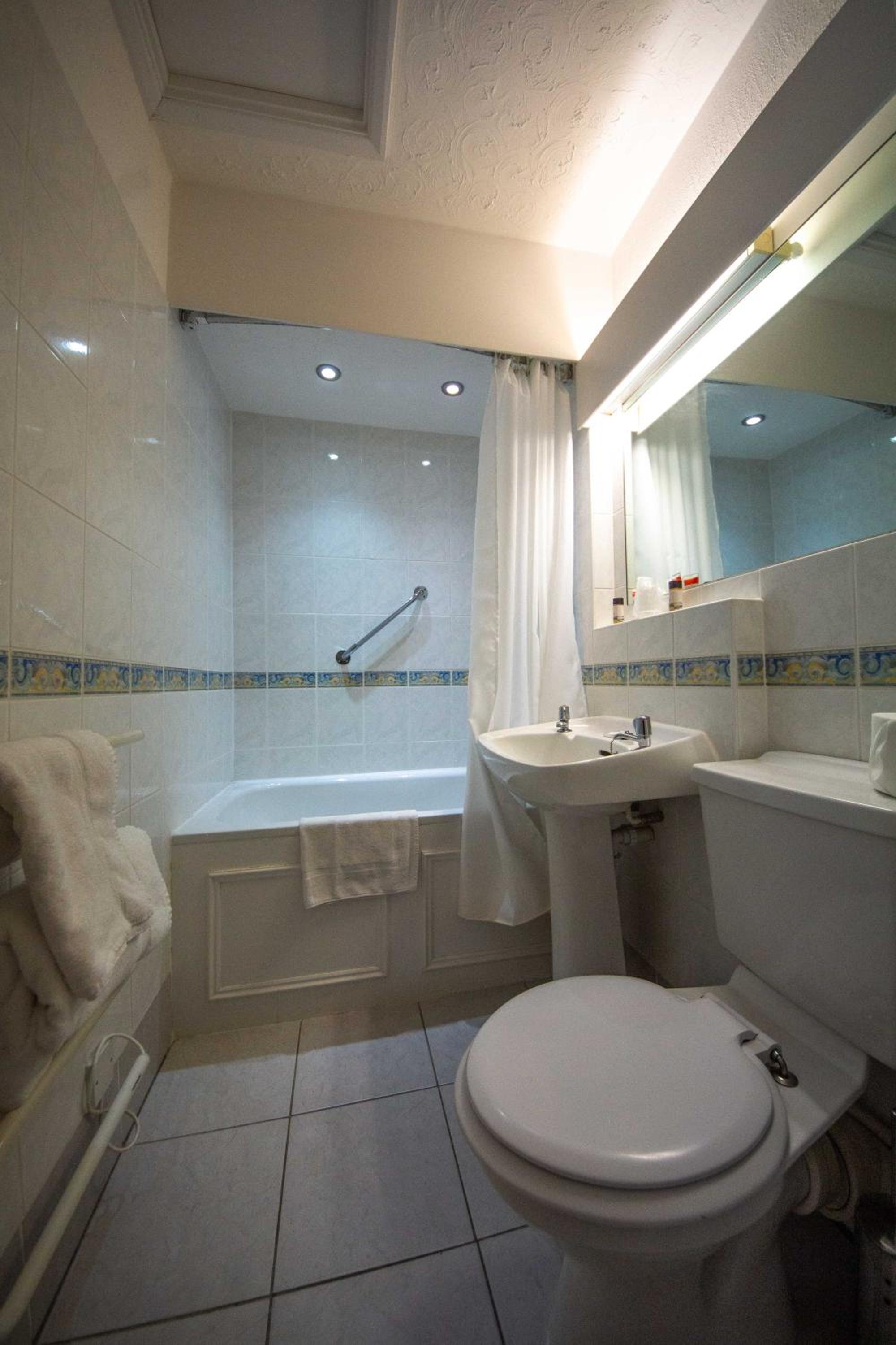 One-Bedroom Apartment with Double Bed photo 2
