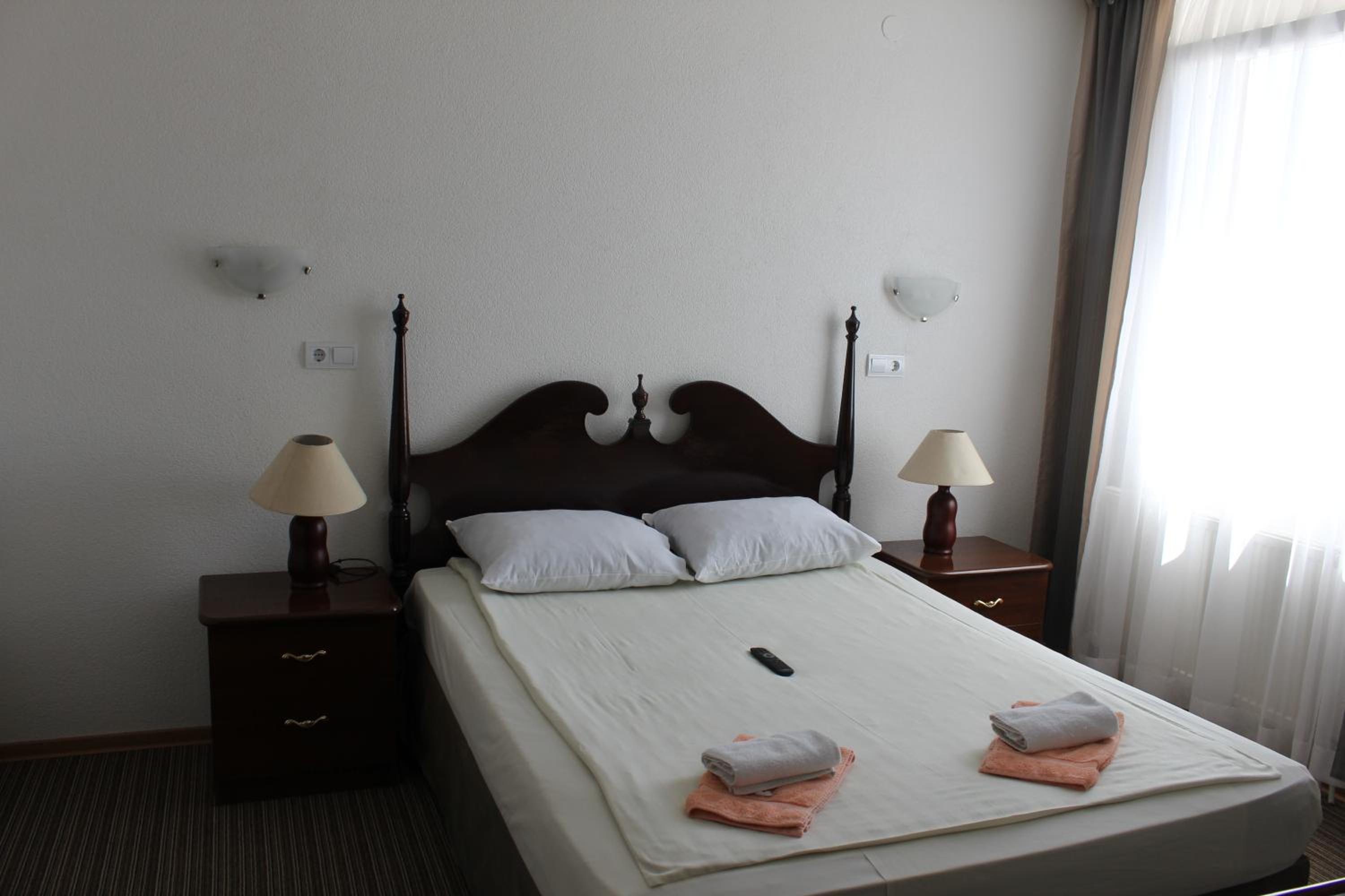 Double Room - Photo 1