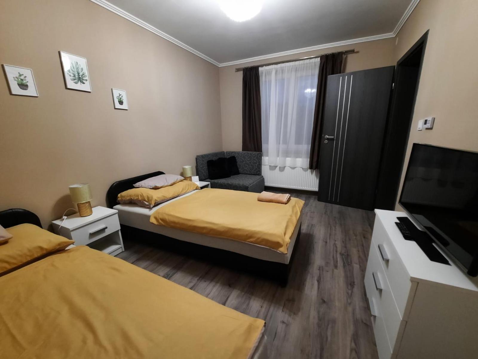 One-Bedroom Suite