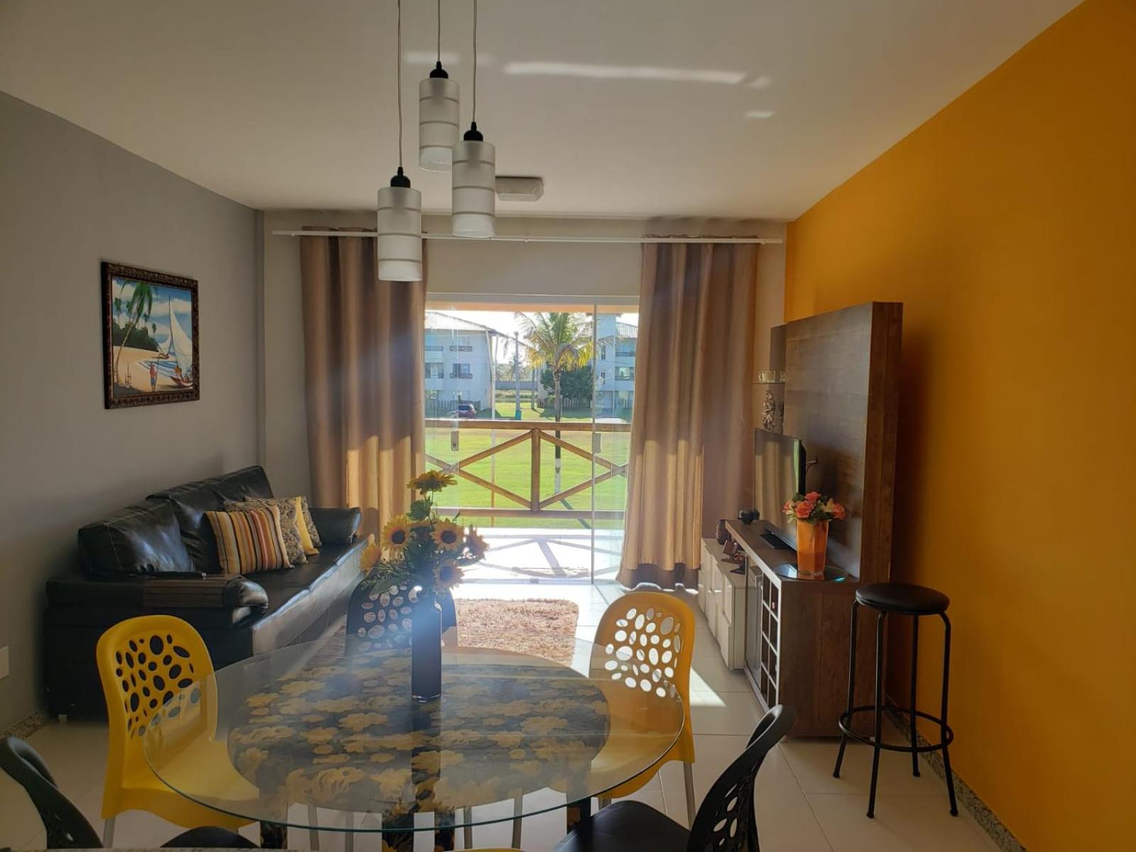 Apartment with Lake View