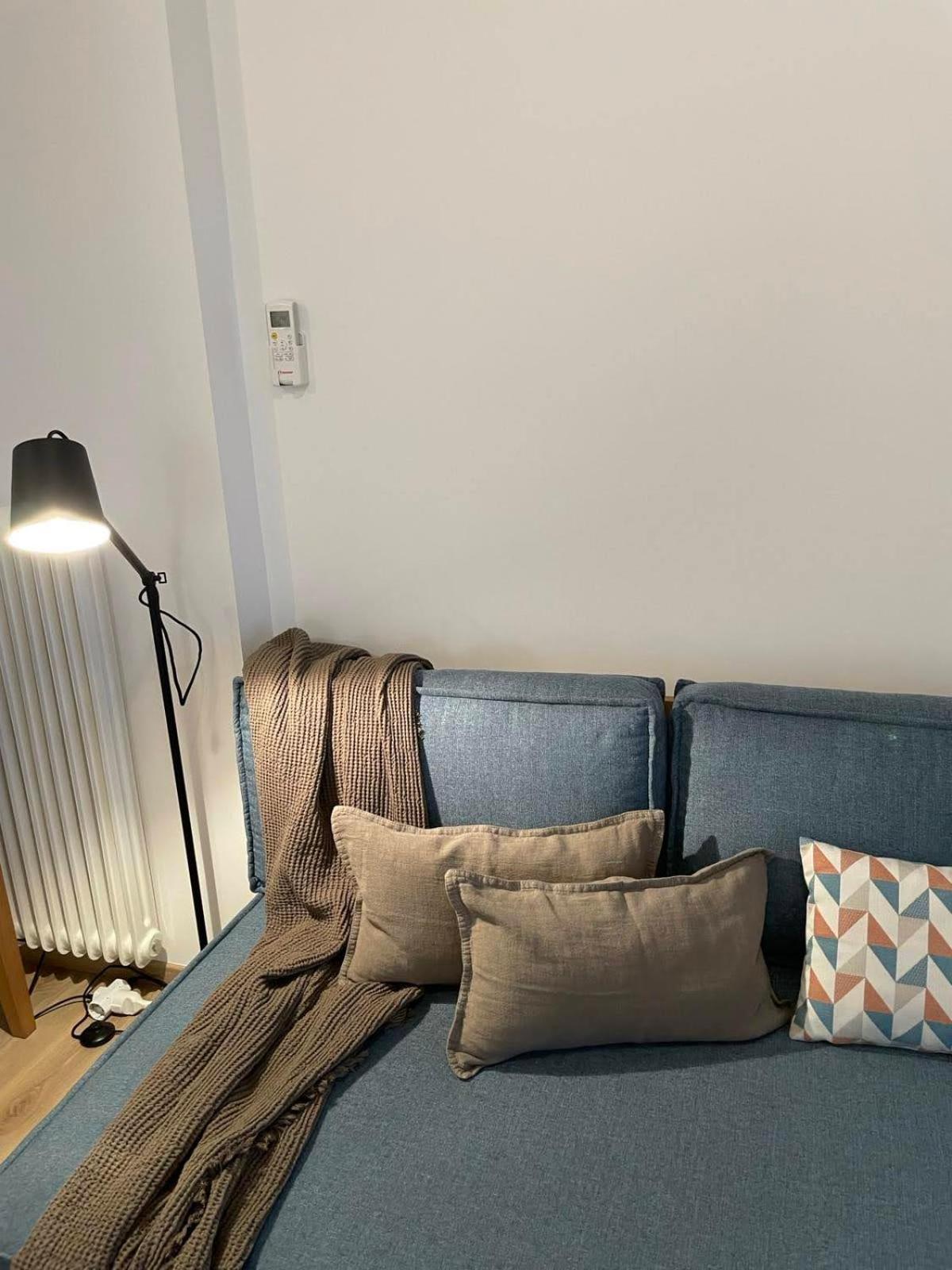 One-Bedroom Apartment - Photo 7