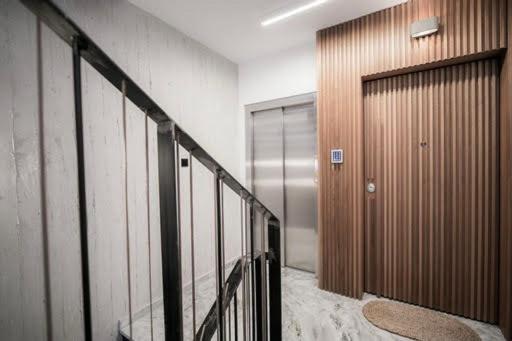 One-Bedroom Apartment - Photo 12