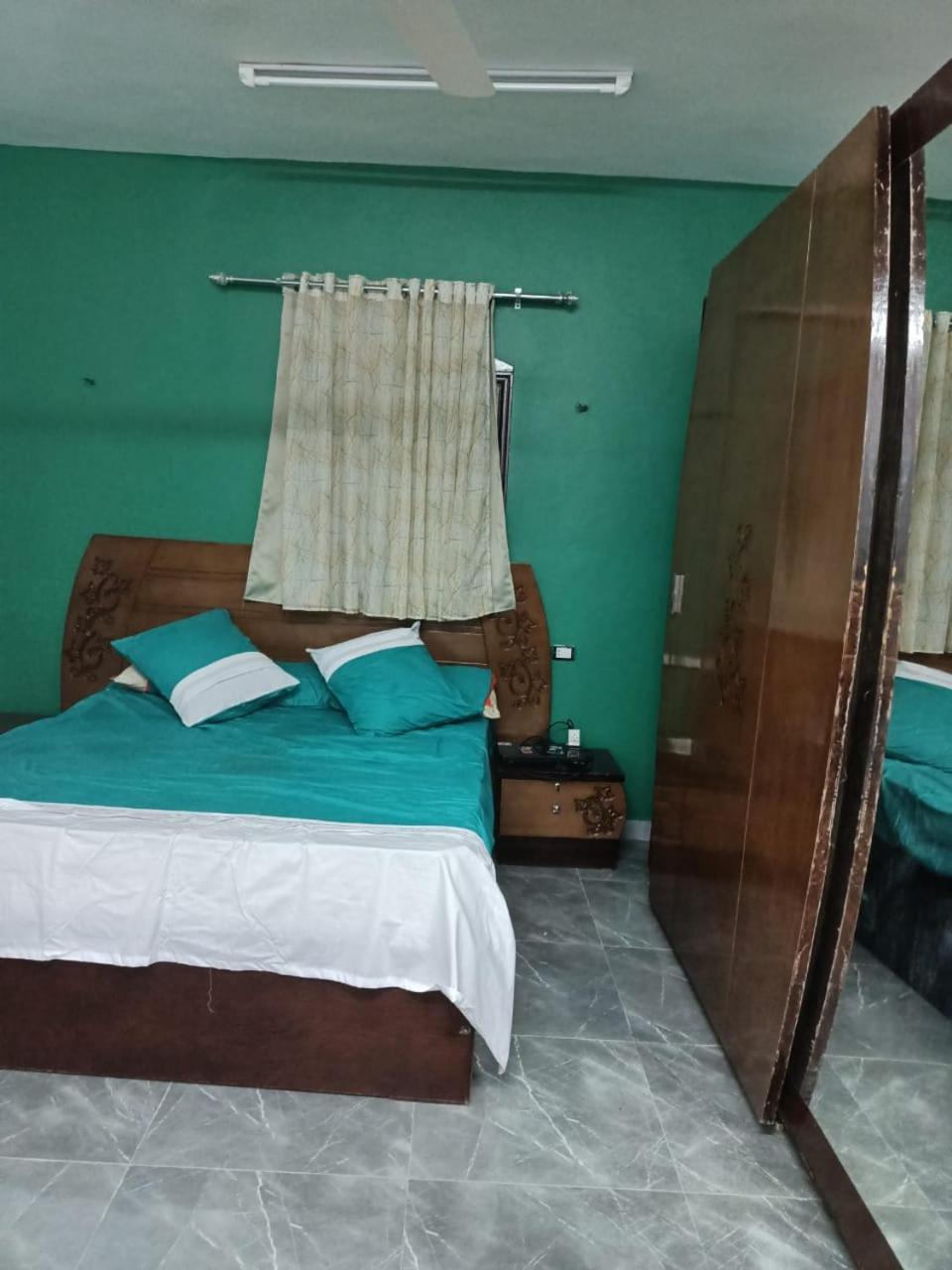 Apartment with Sea View - Photo 4