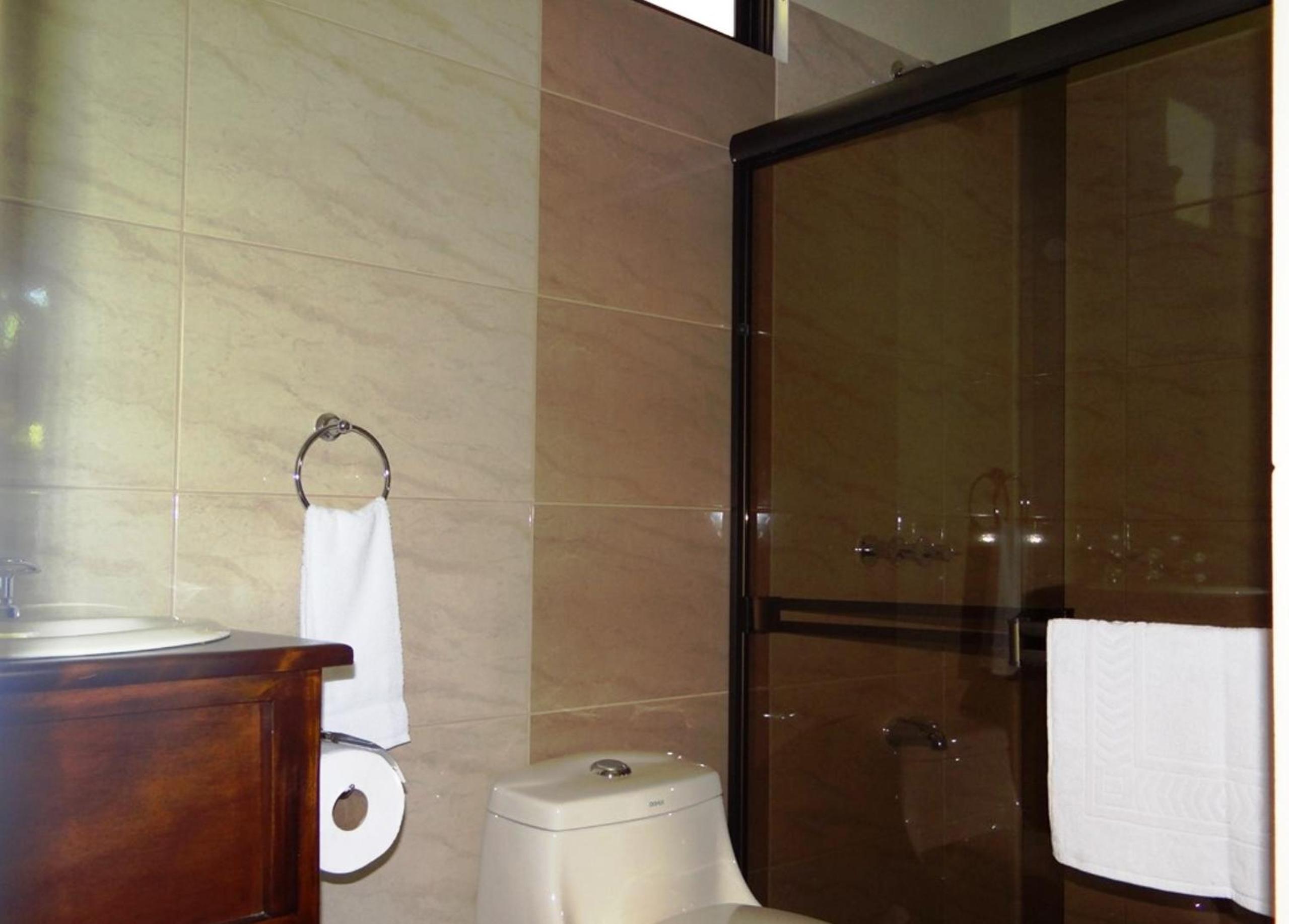 Double Room with Private Bathroom photo 3