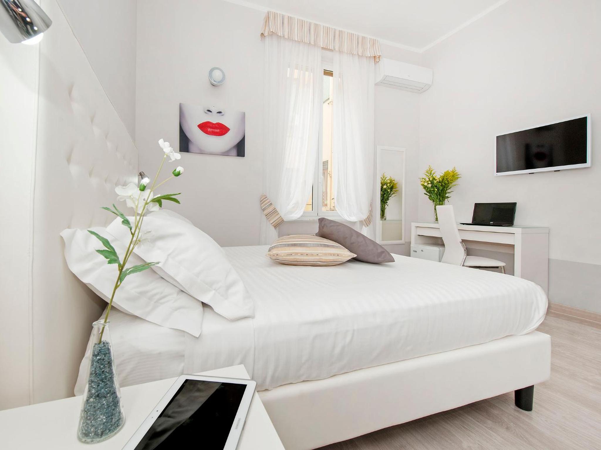 Double or Twin Room photo 3