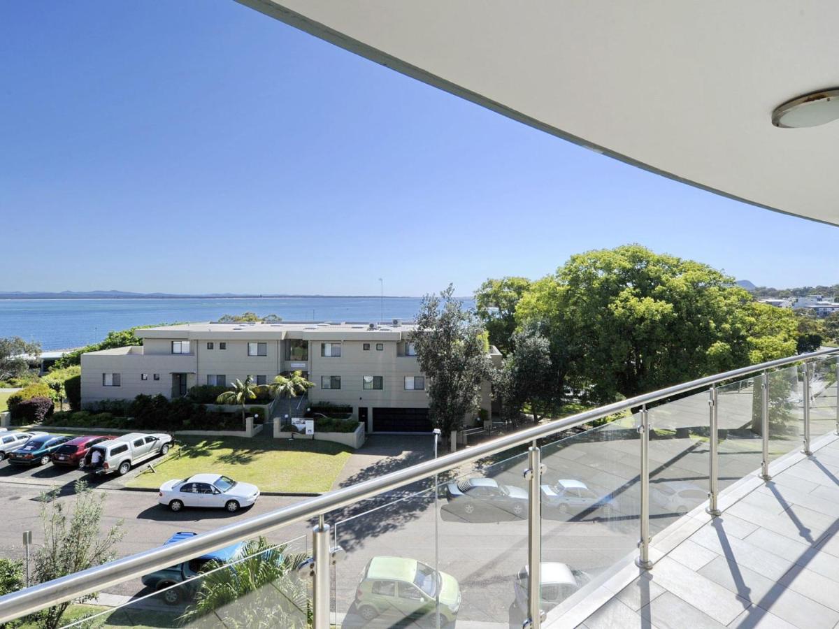Apartment with Balcony photo 1