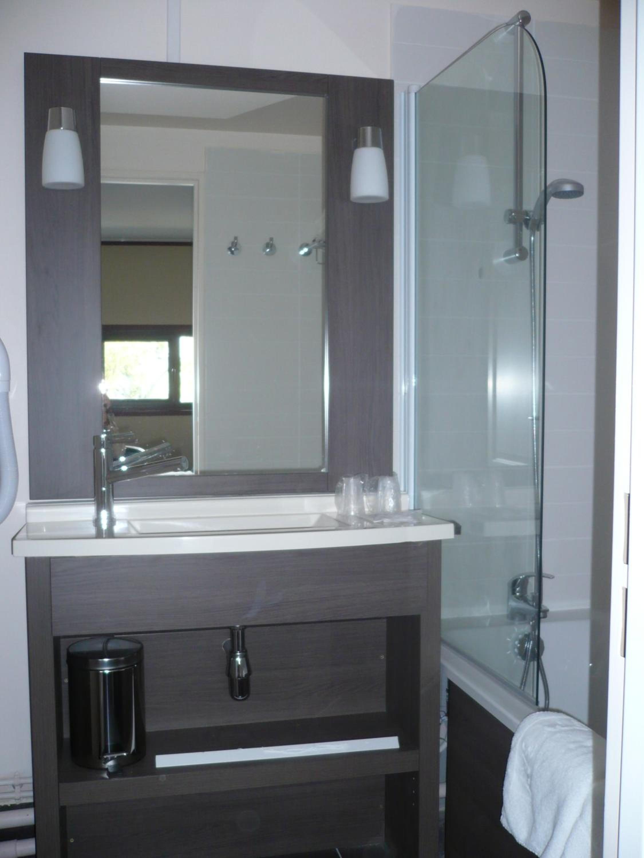 Double Room - Photo 9