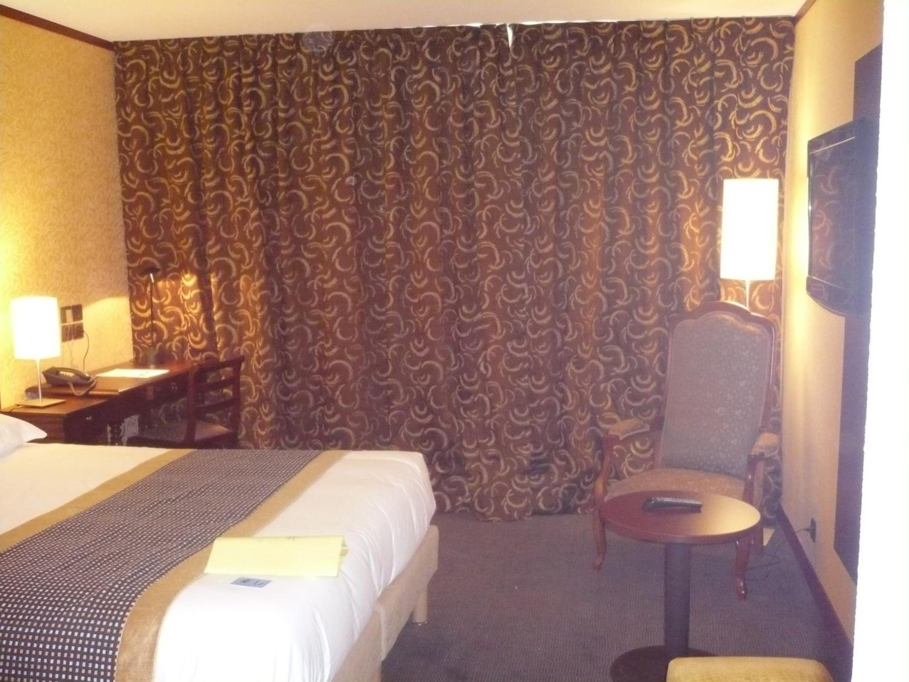Double Room - Photo 12