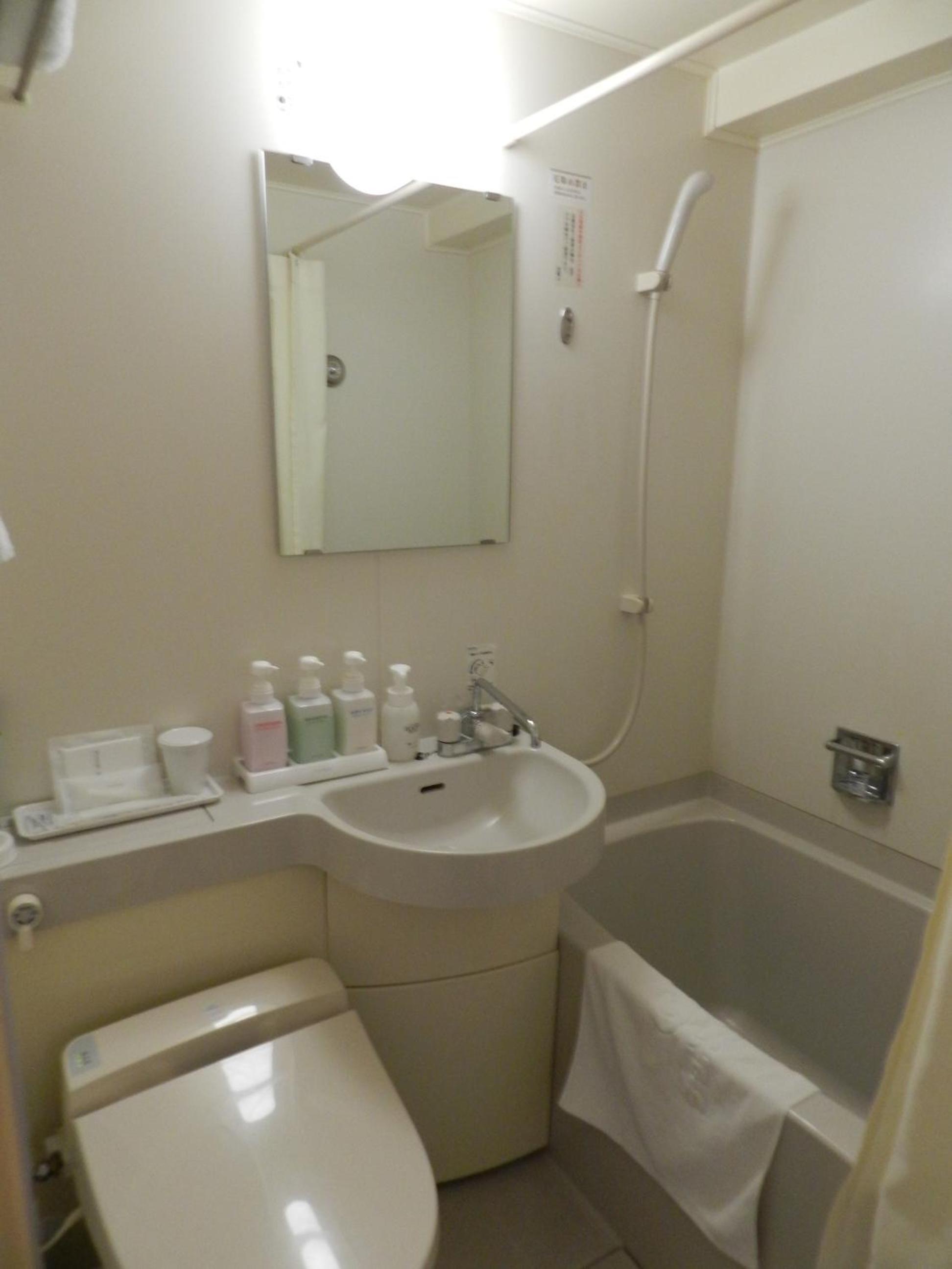 Single Room - Non-Smoking photo 2