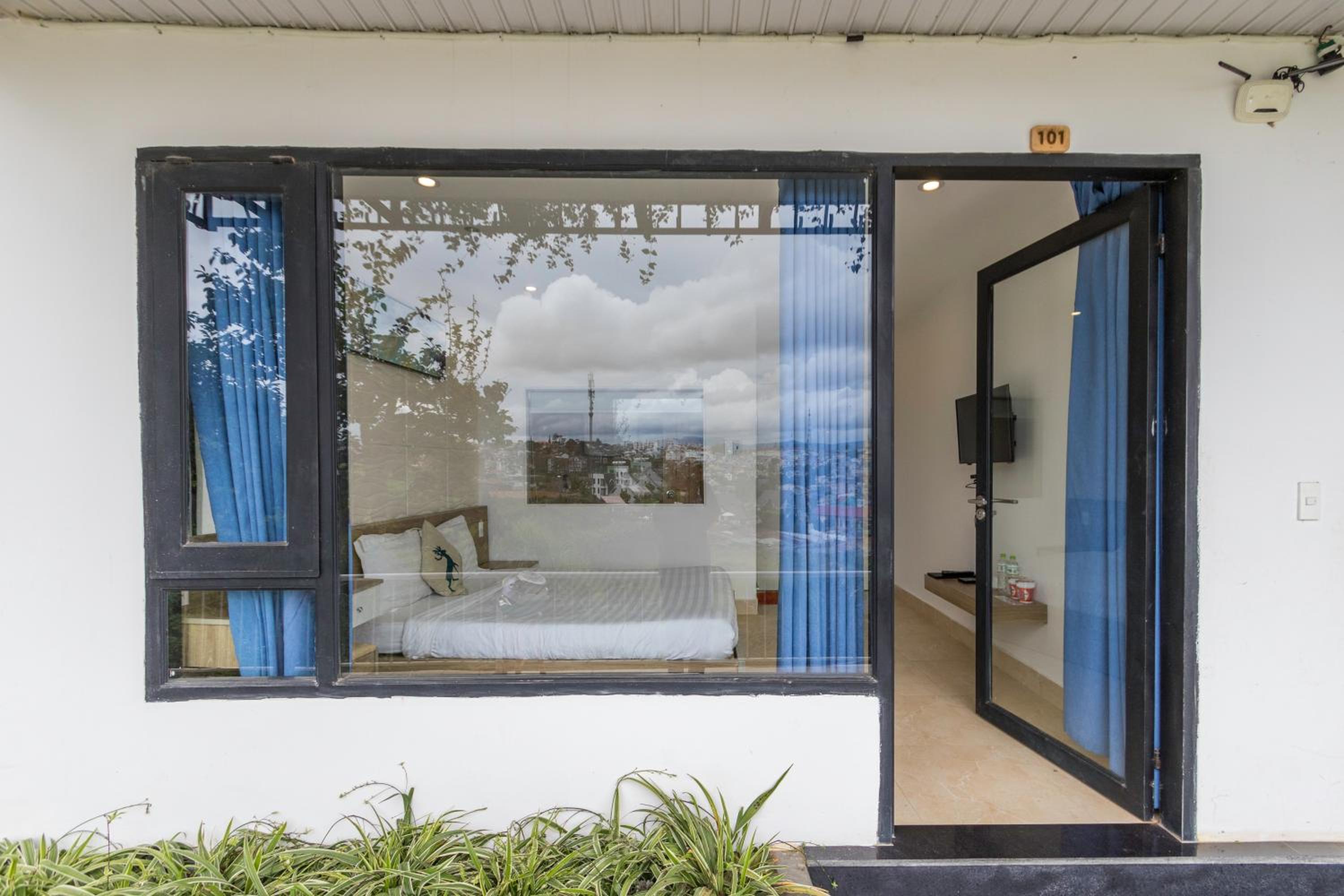 Double Room with Mountain View photo 2
