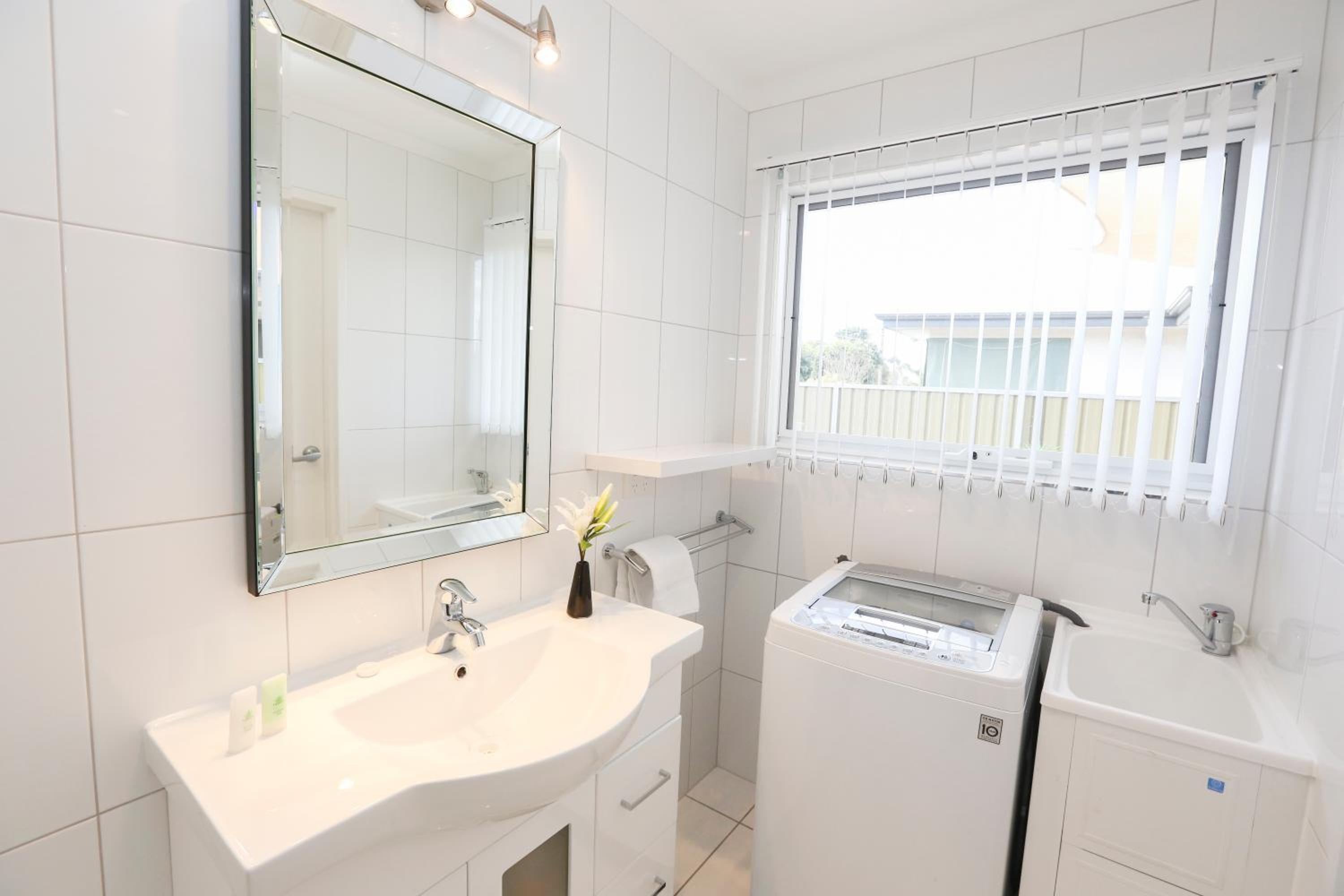Superior Two-Bedroom Apartment - Vogue photo 3