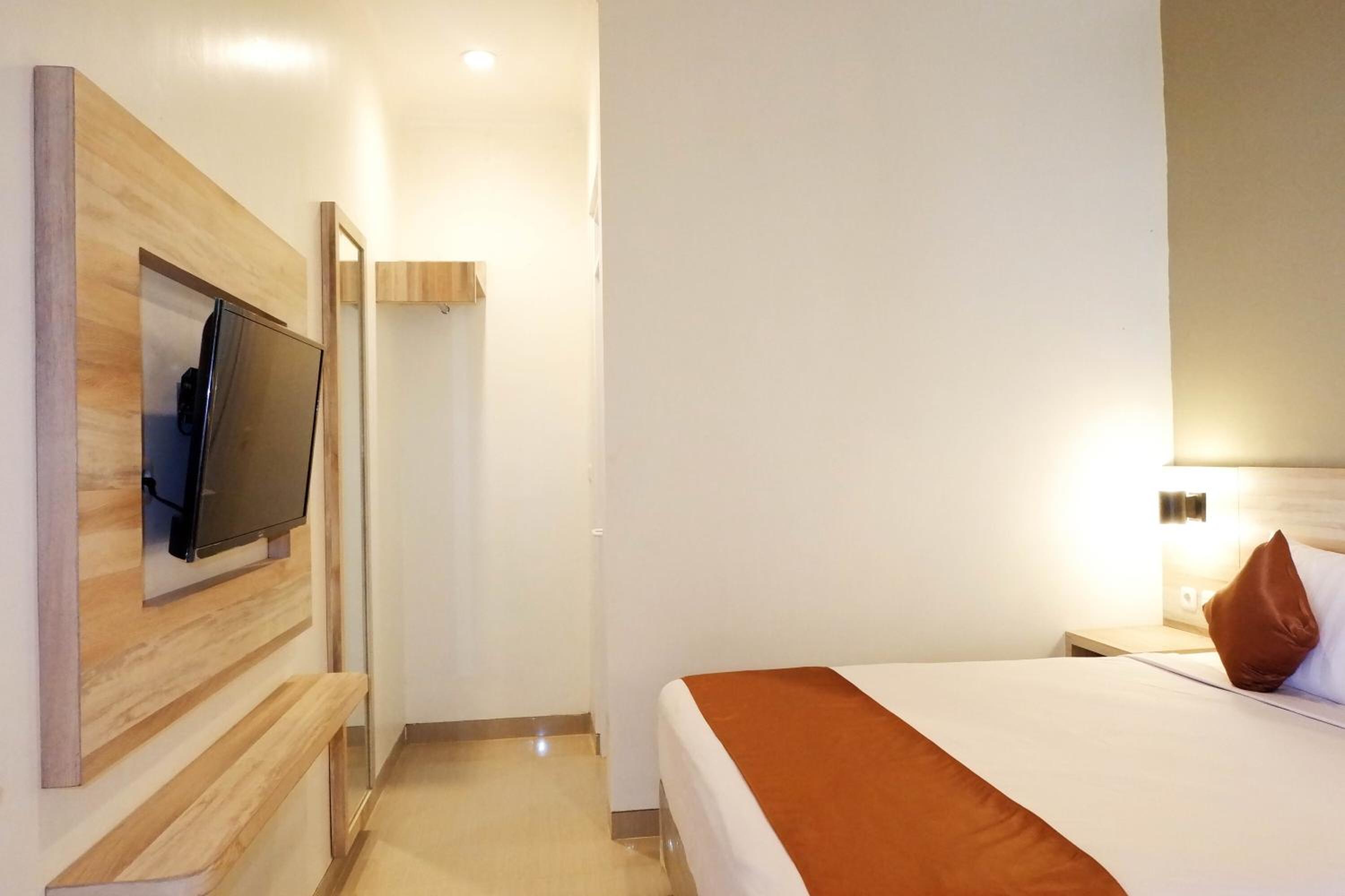 Standard Double Room - Photo 4