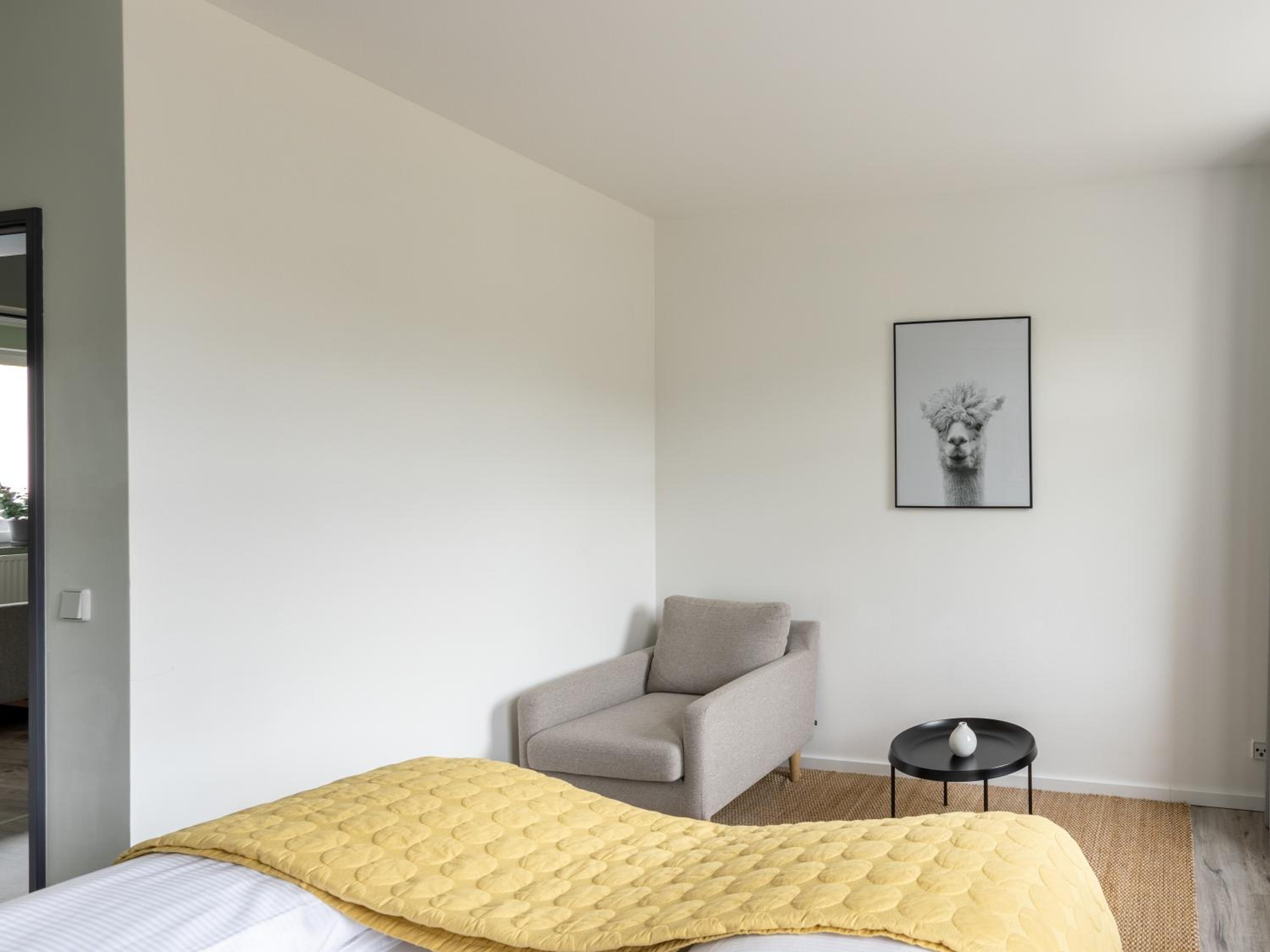 One-Bedroom Suite XL with balcony - Photo 5