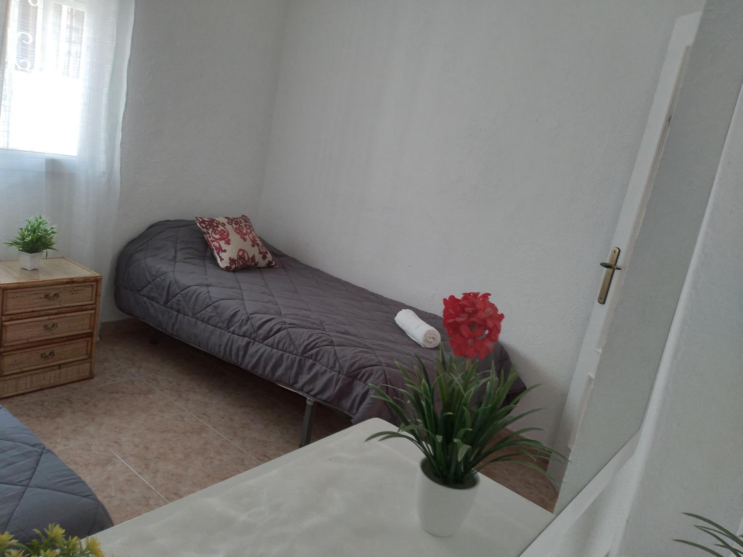 Three-Bedroom Apartment - Photo 25