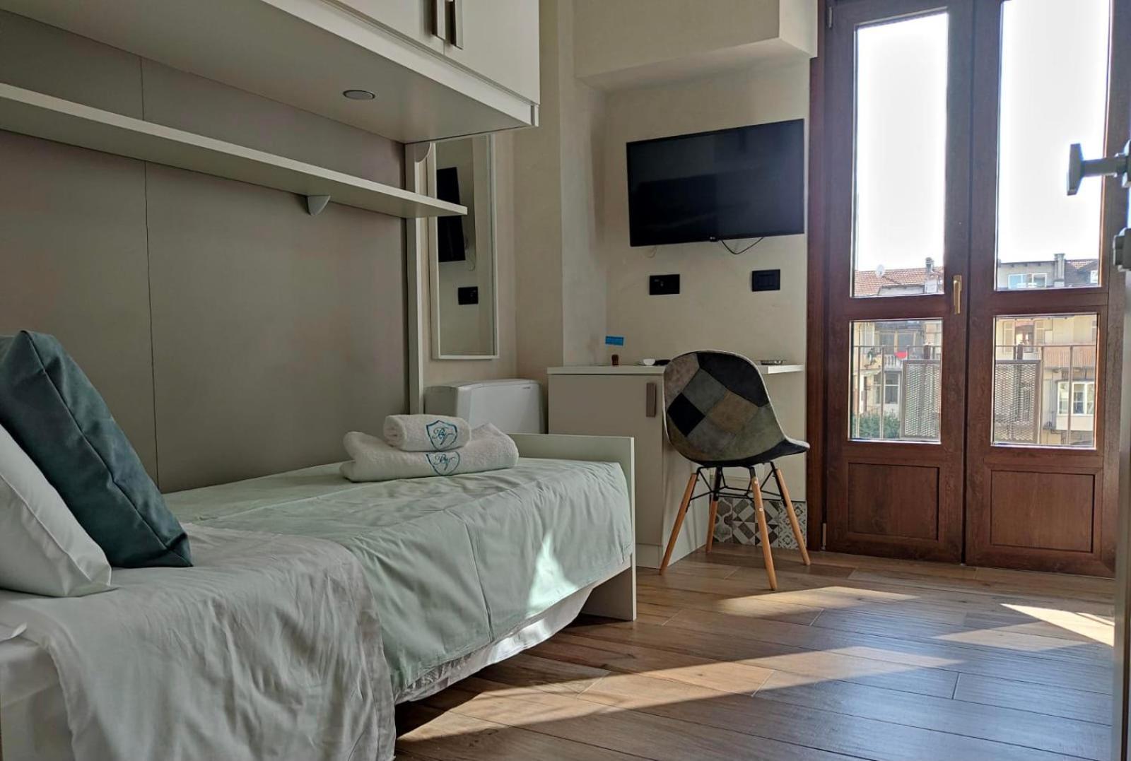 Single Room with Balcony photo 1