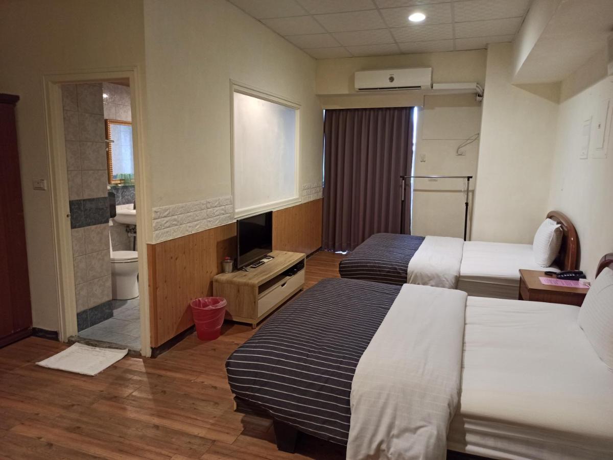 Double Room with Two Double Beds photo 2