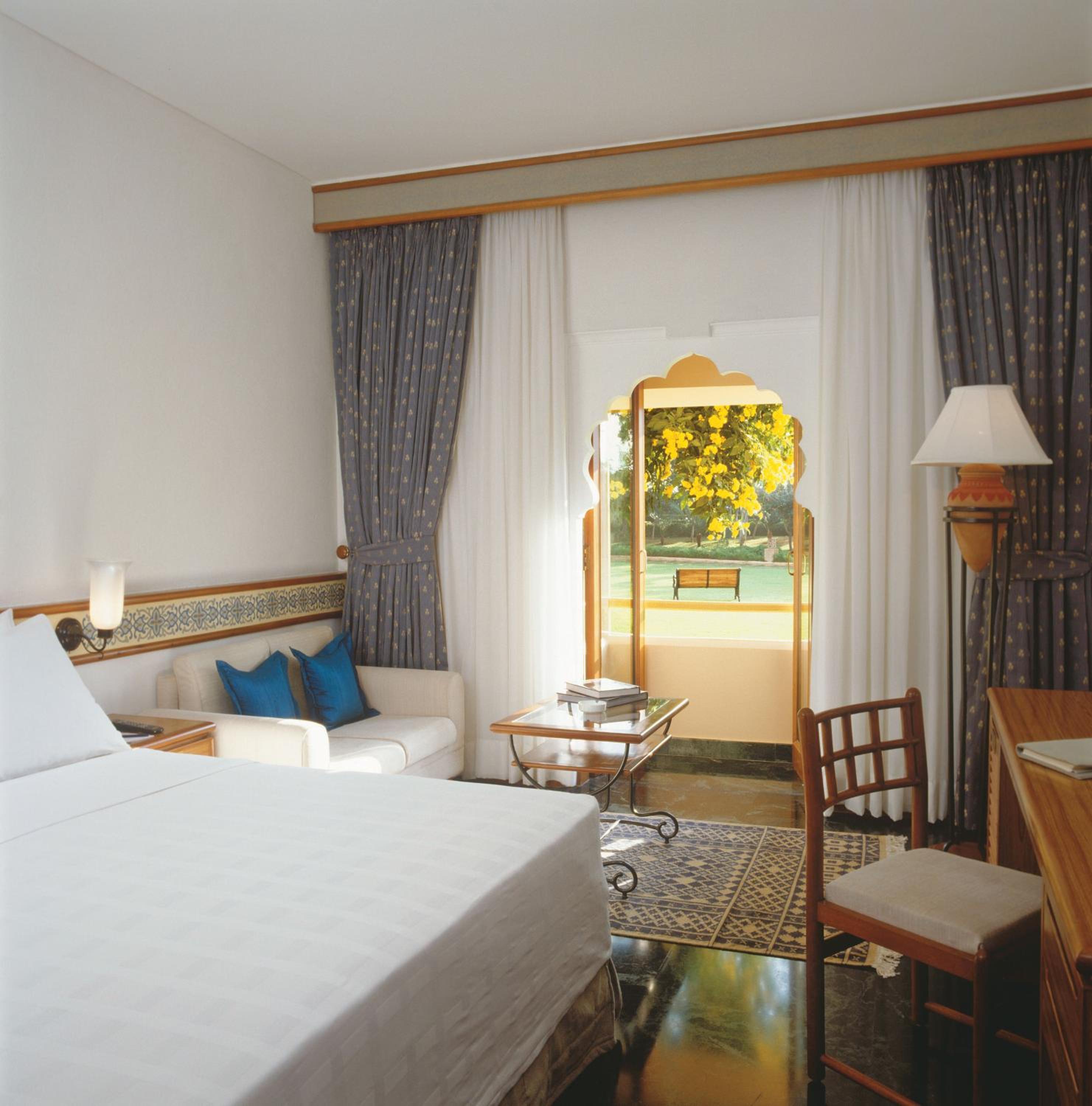 Deluxe Garden View Room With Balcony photo 1