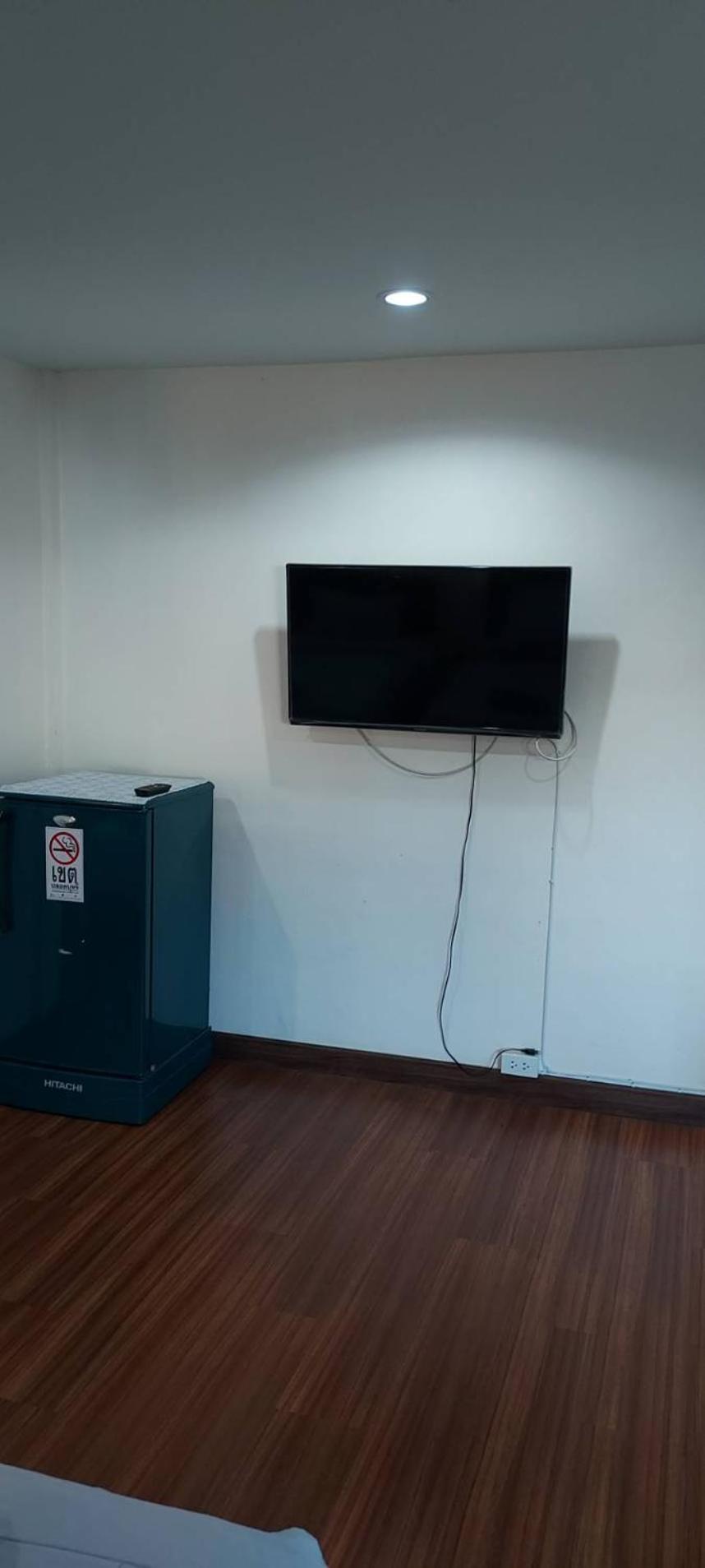 Family Room - Photo 9