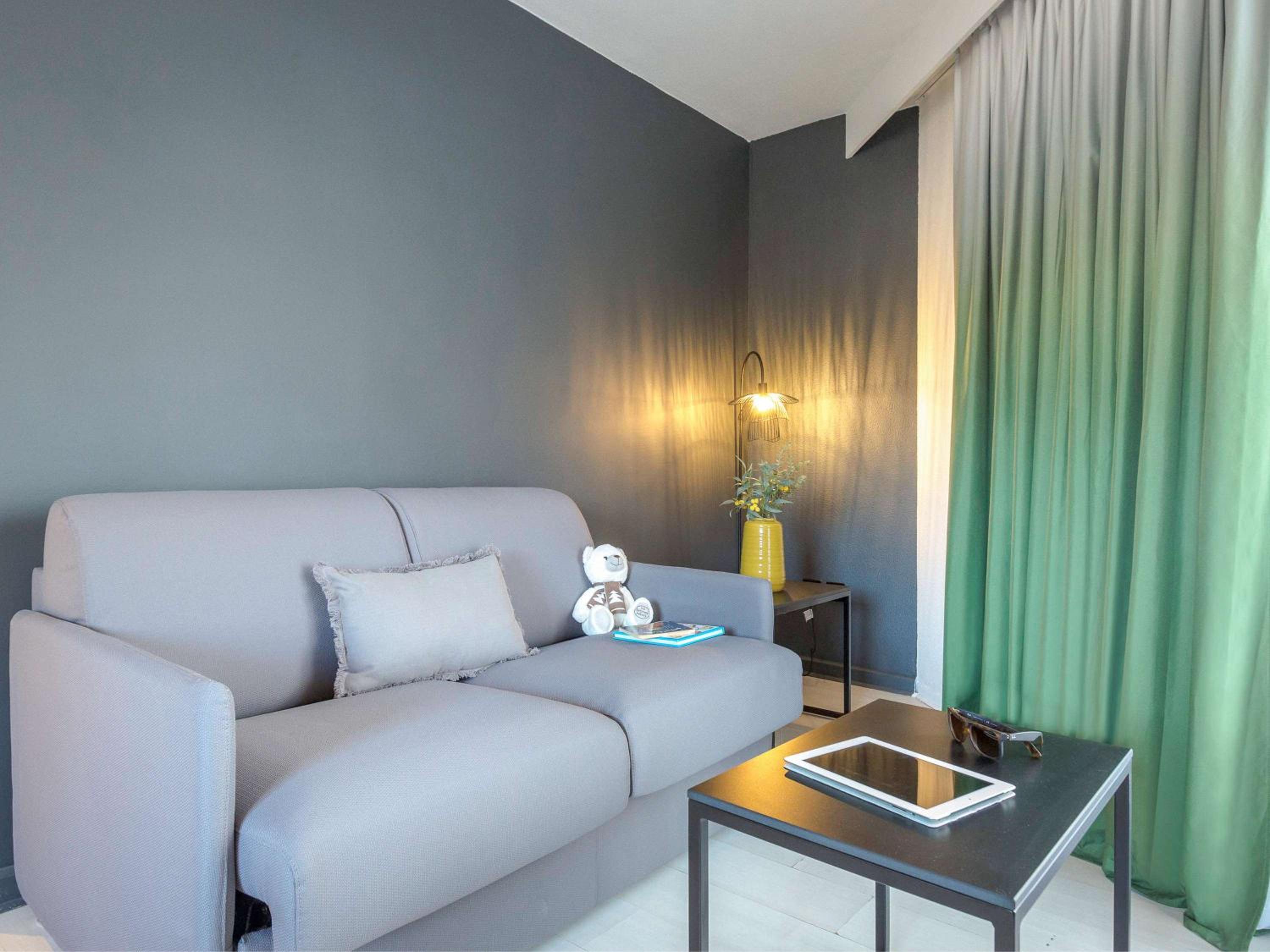 Apartment with two balconies - Photo 1