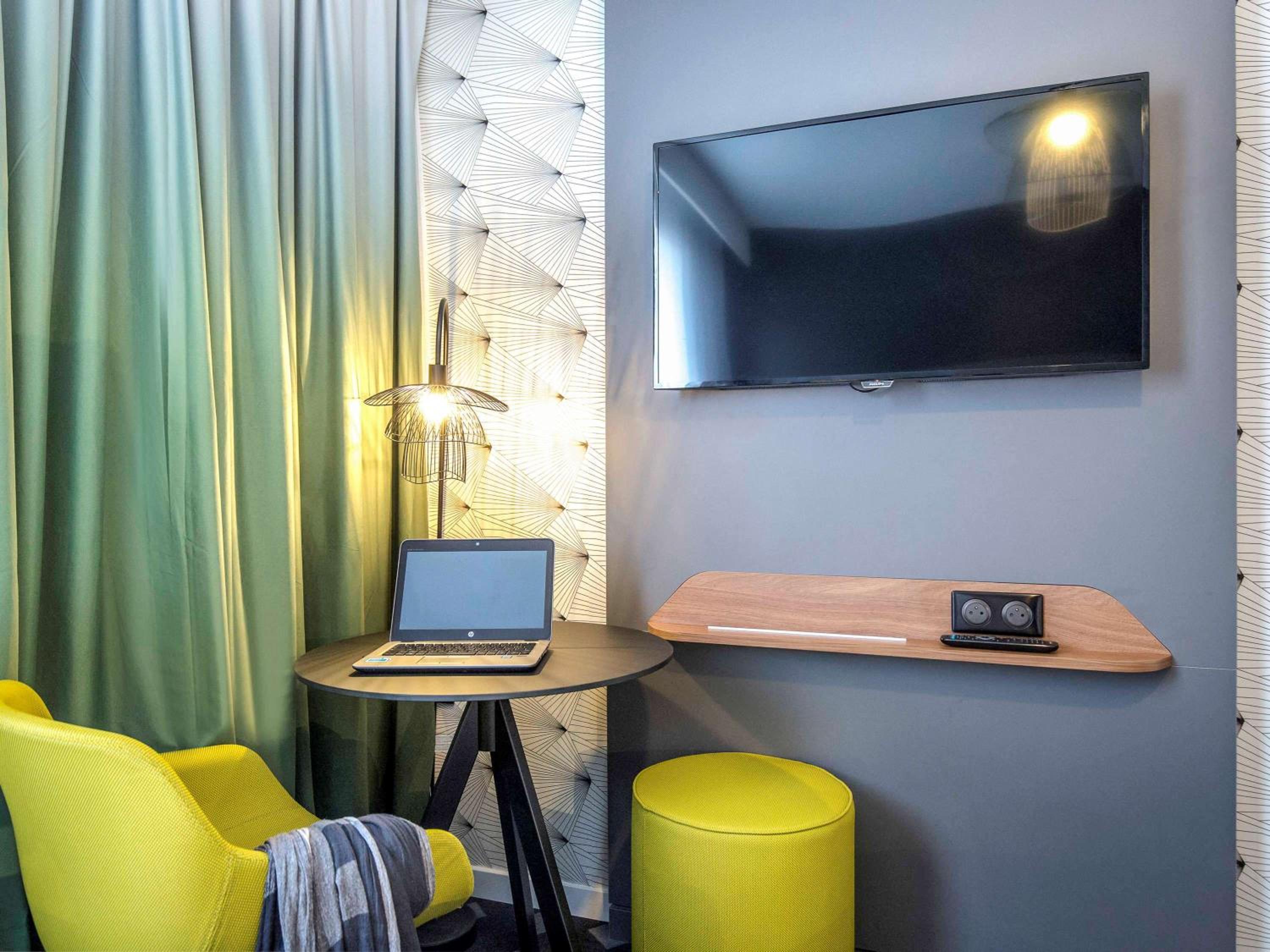 Junior Suite with balcony - One Double Bed and One Sofa Bed photo 2