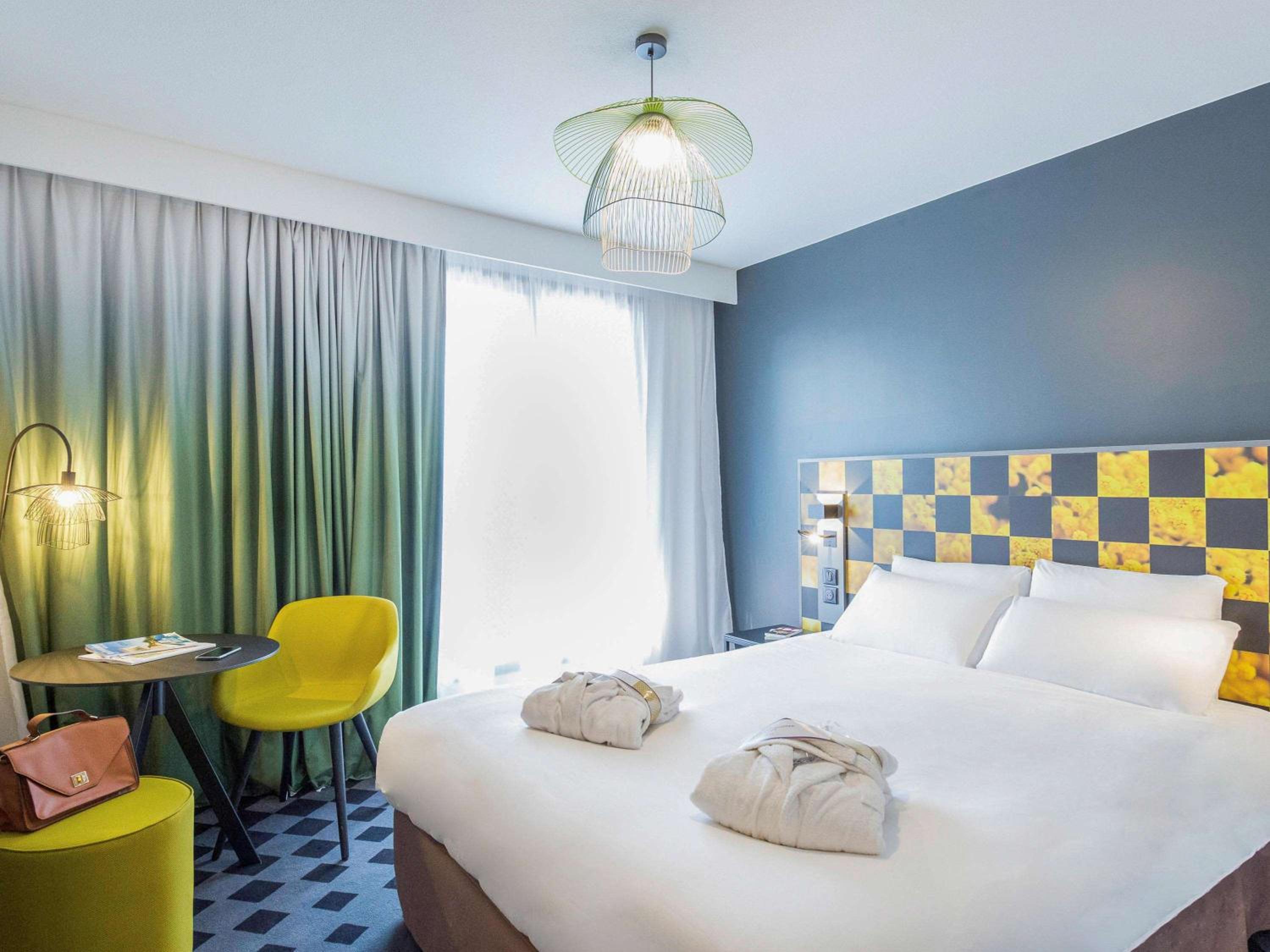 Junior Suite with balcony - One Double Bed and One Sofa Bed photo 3