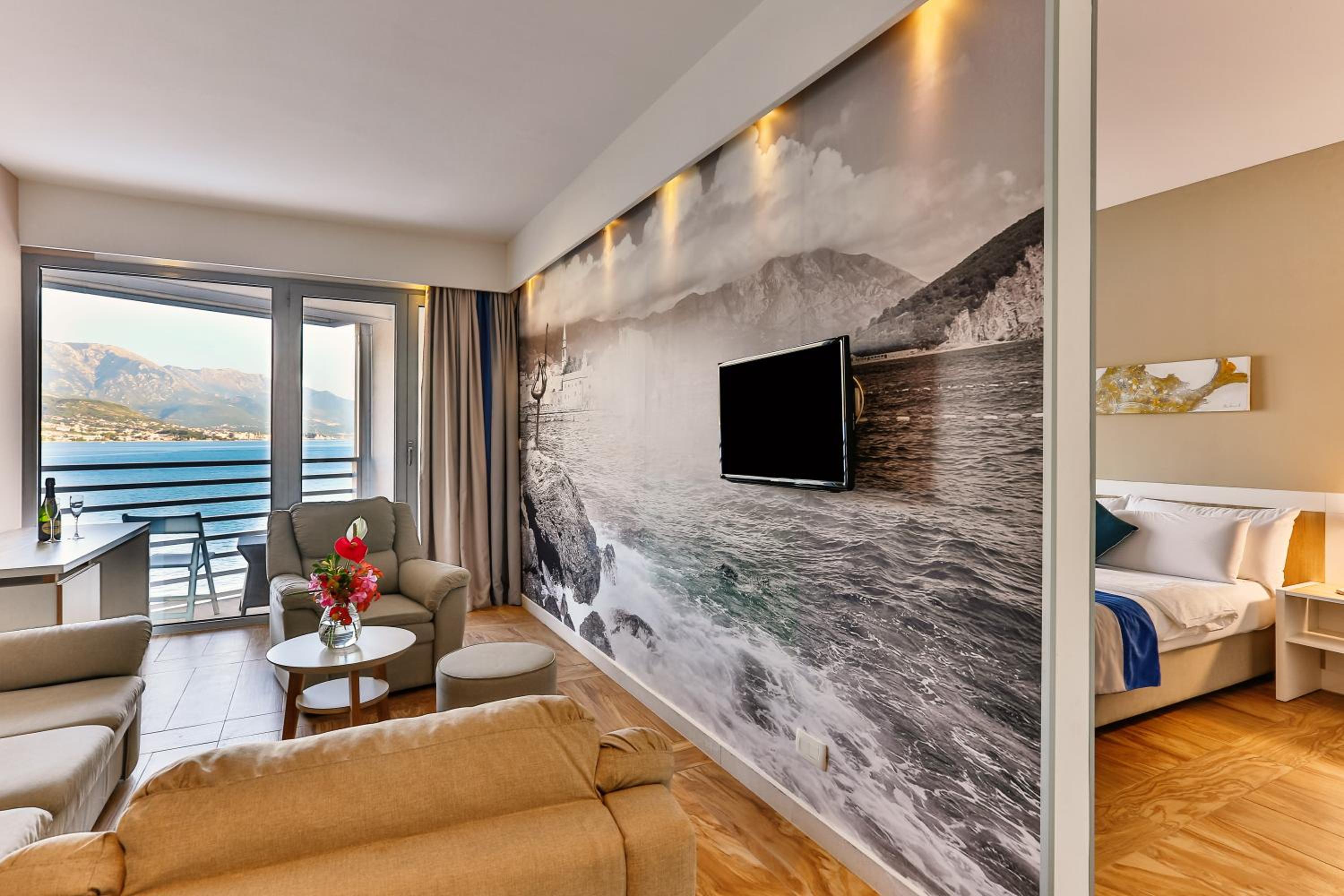 Suite with Sea View