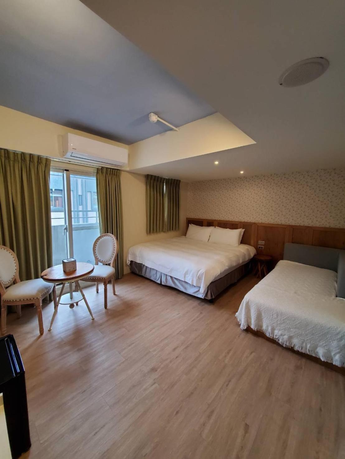 Deluxe Double Room photo 3