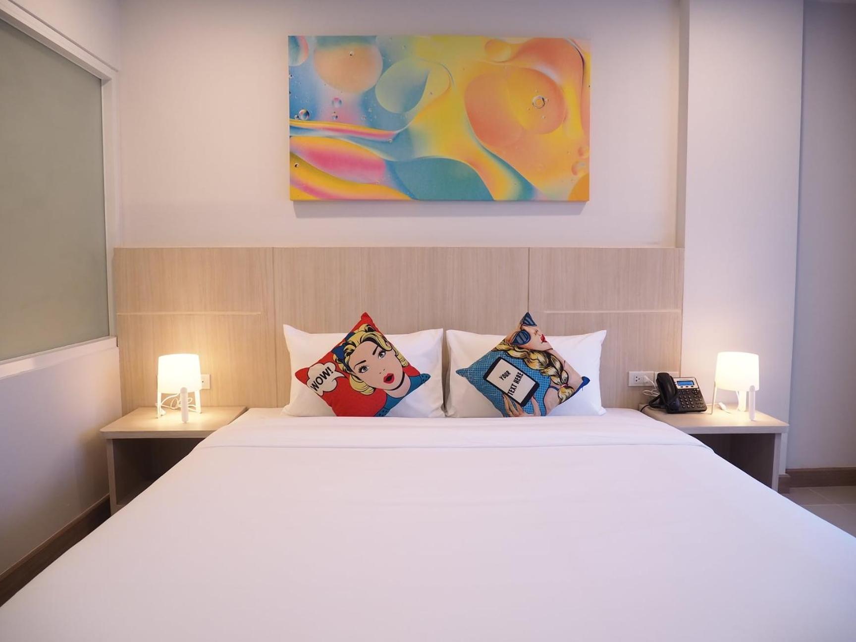 Superior King Room - Photo 9