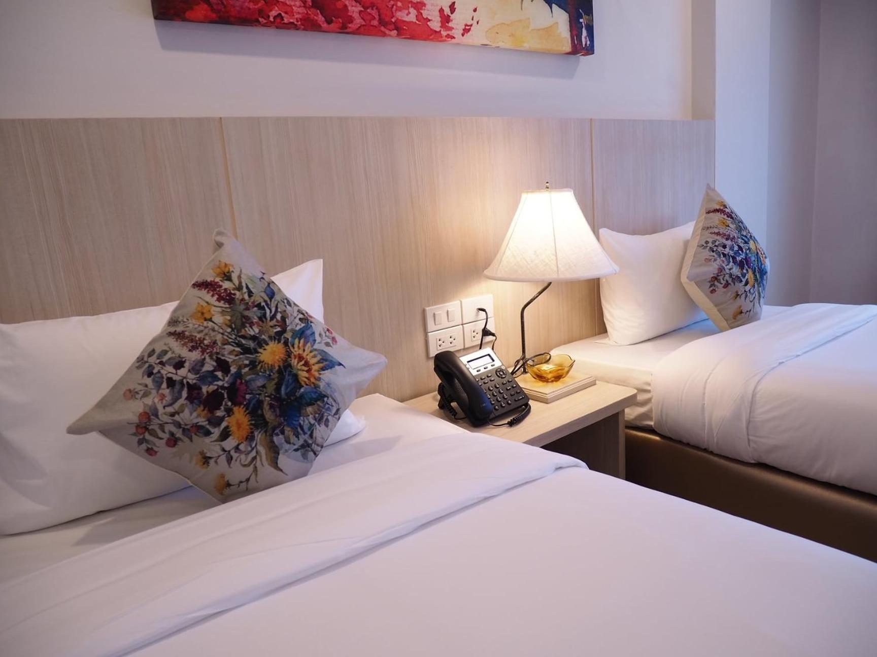 Superior Twin Room - Photo 4