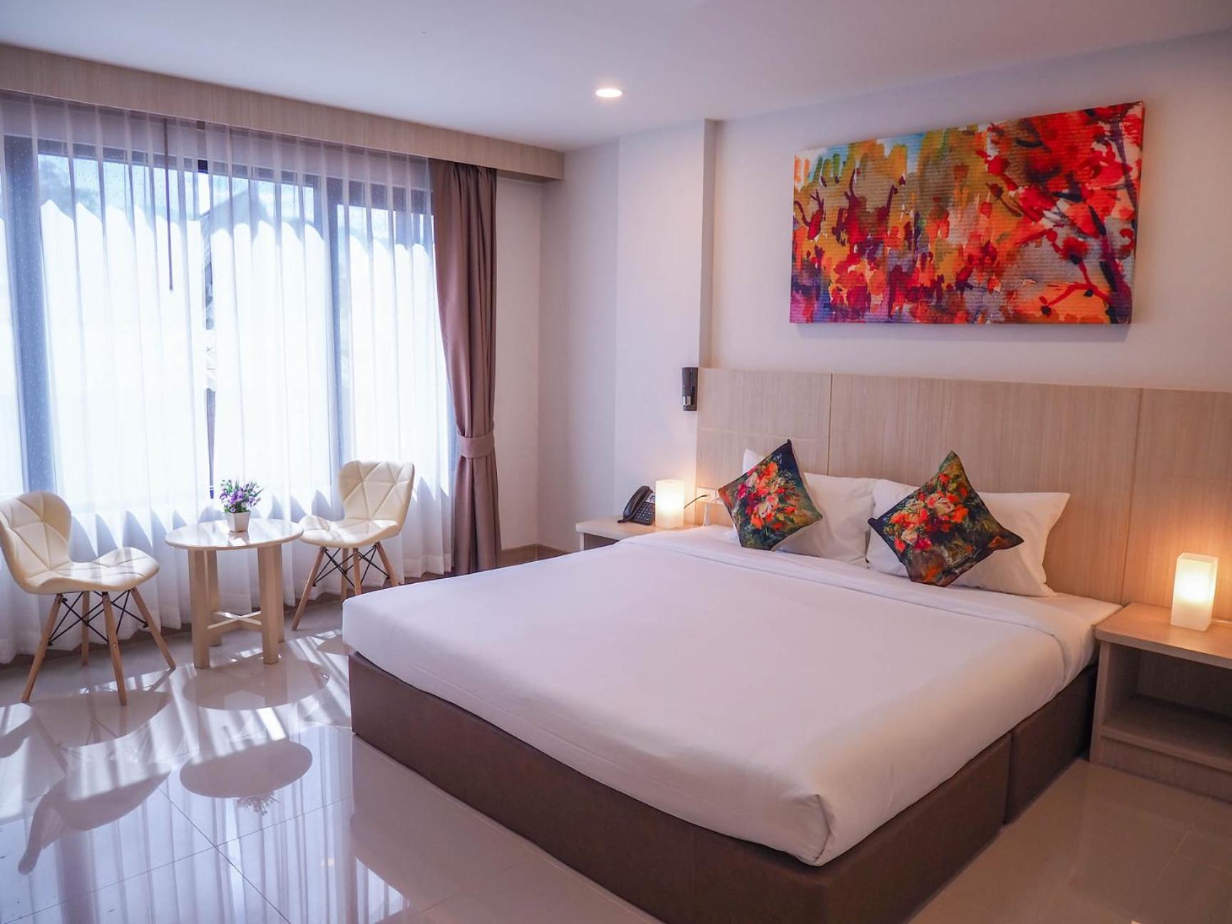 Superior King Room - Photo 4