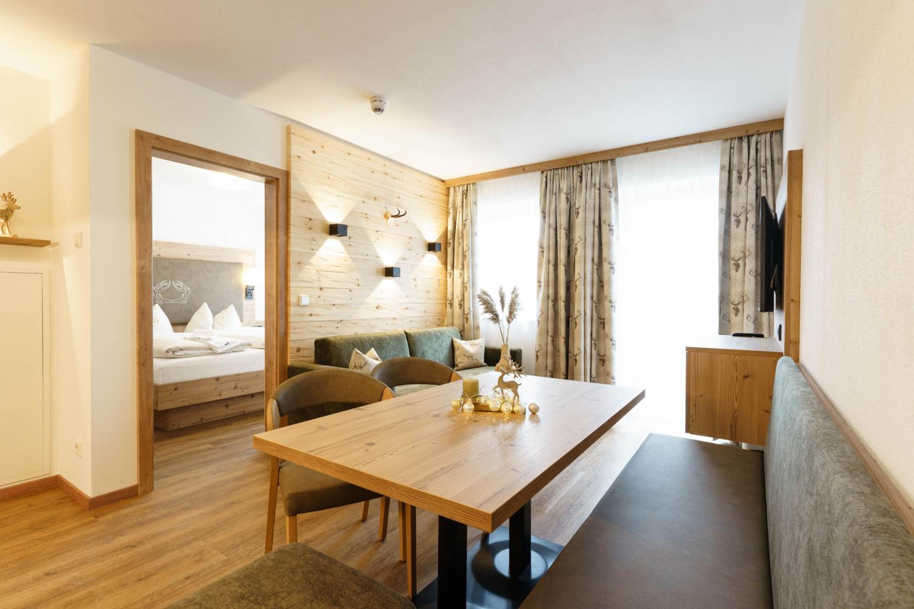 Apartment with Balcony
