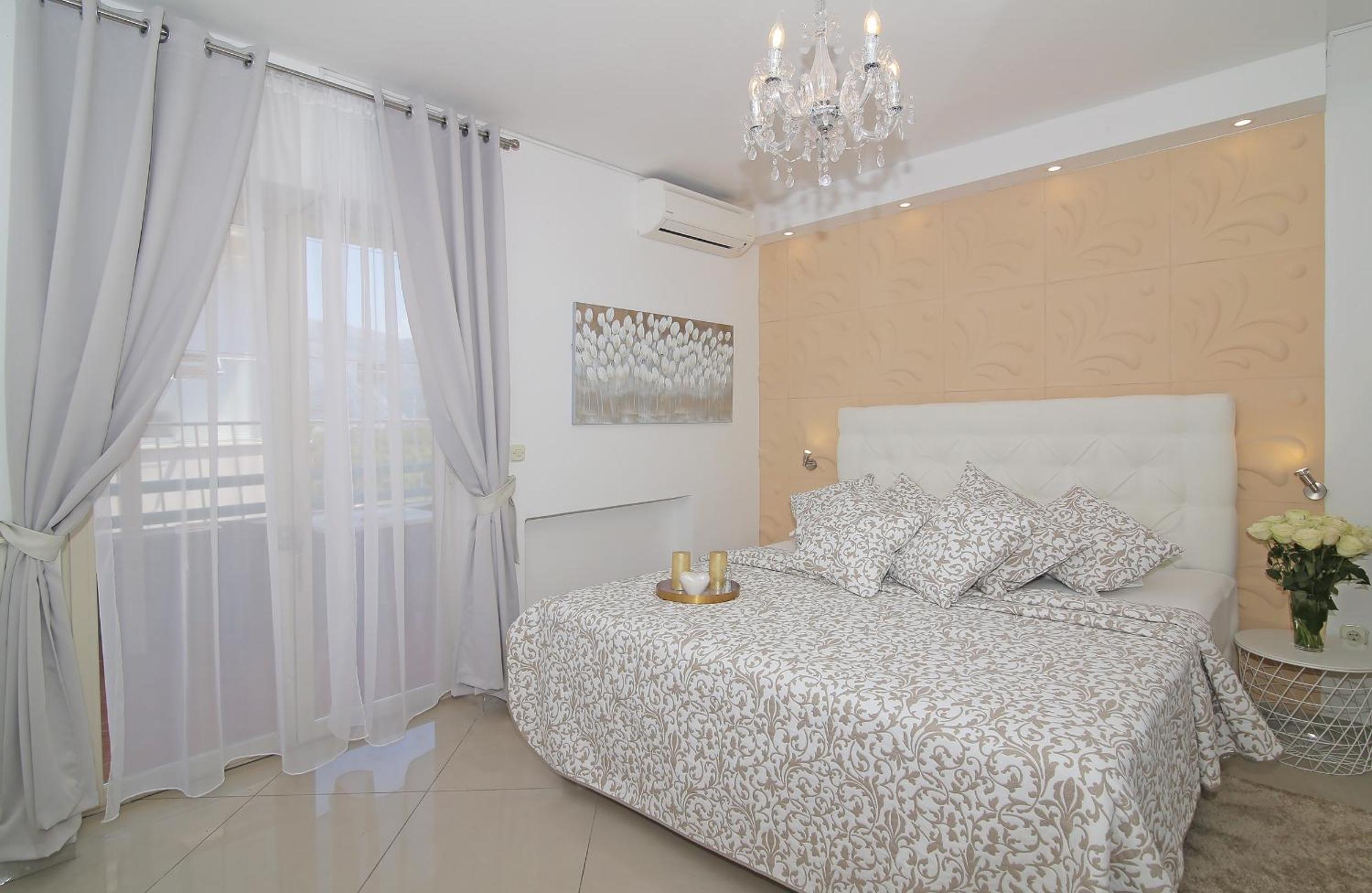 Family Studio with Terrace