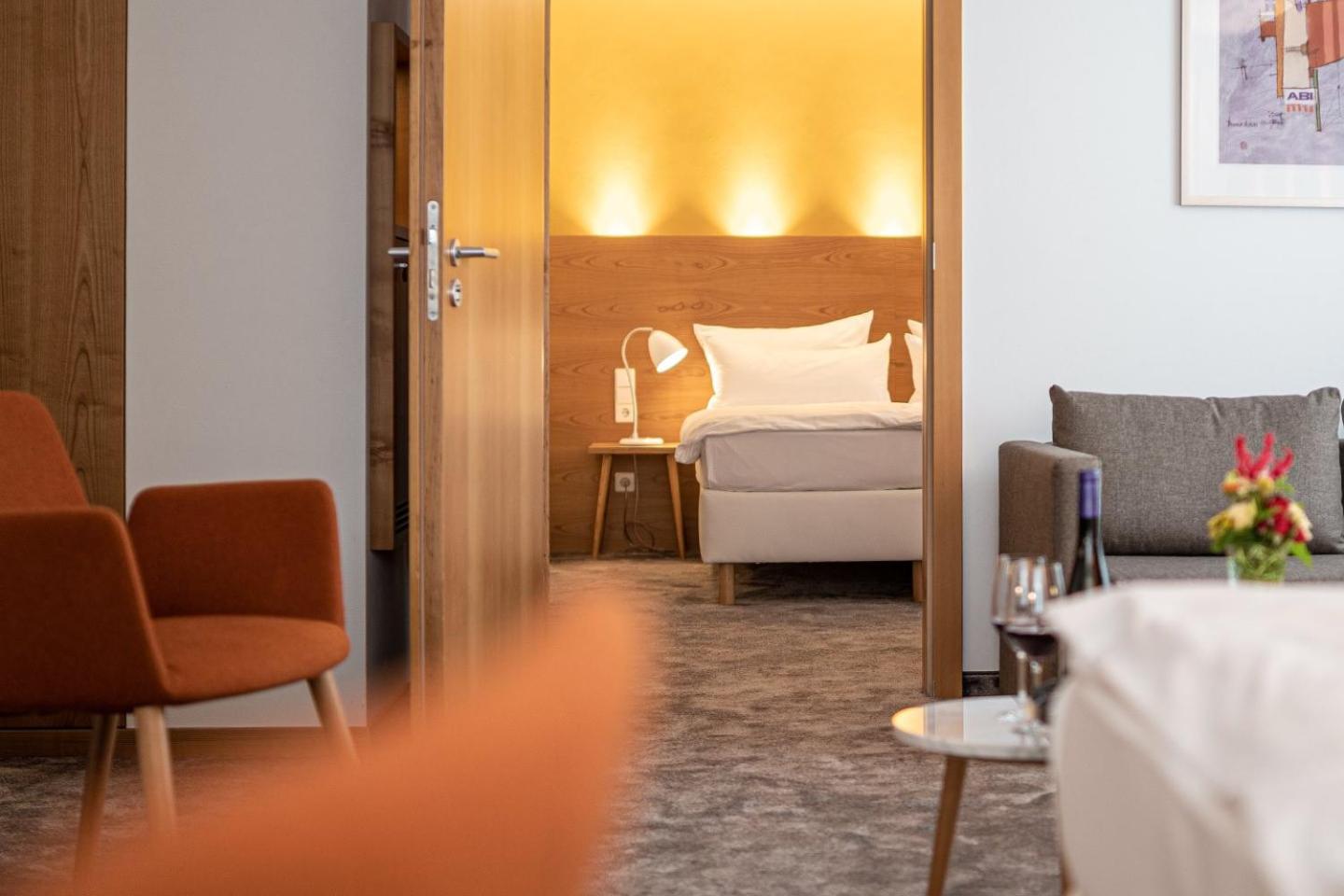 Executive Room - Photo 20