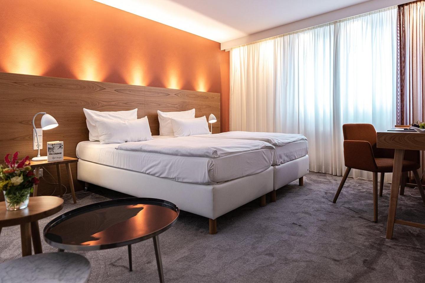 Executive Room - Photo 18