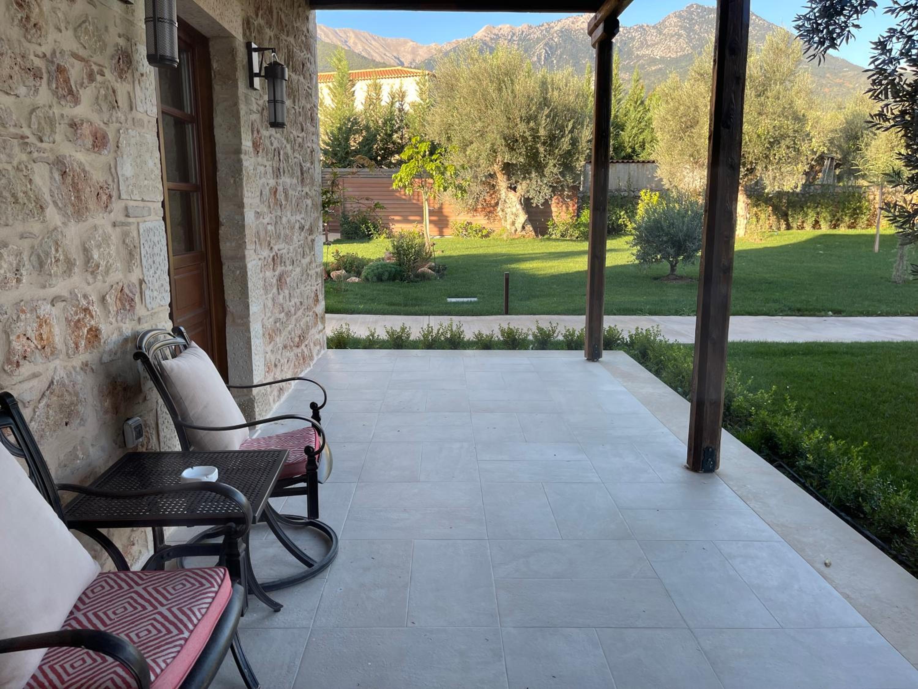 Junior Suite with Garden View - Photo 8