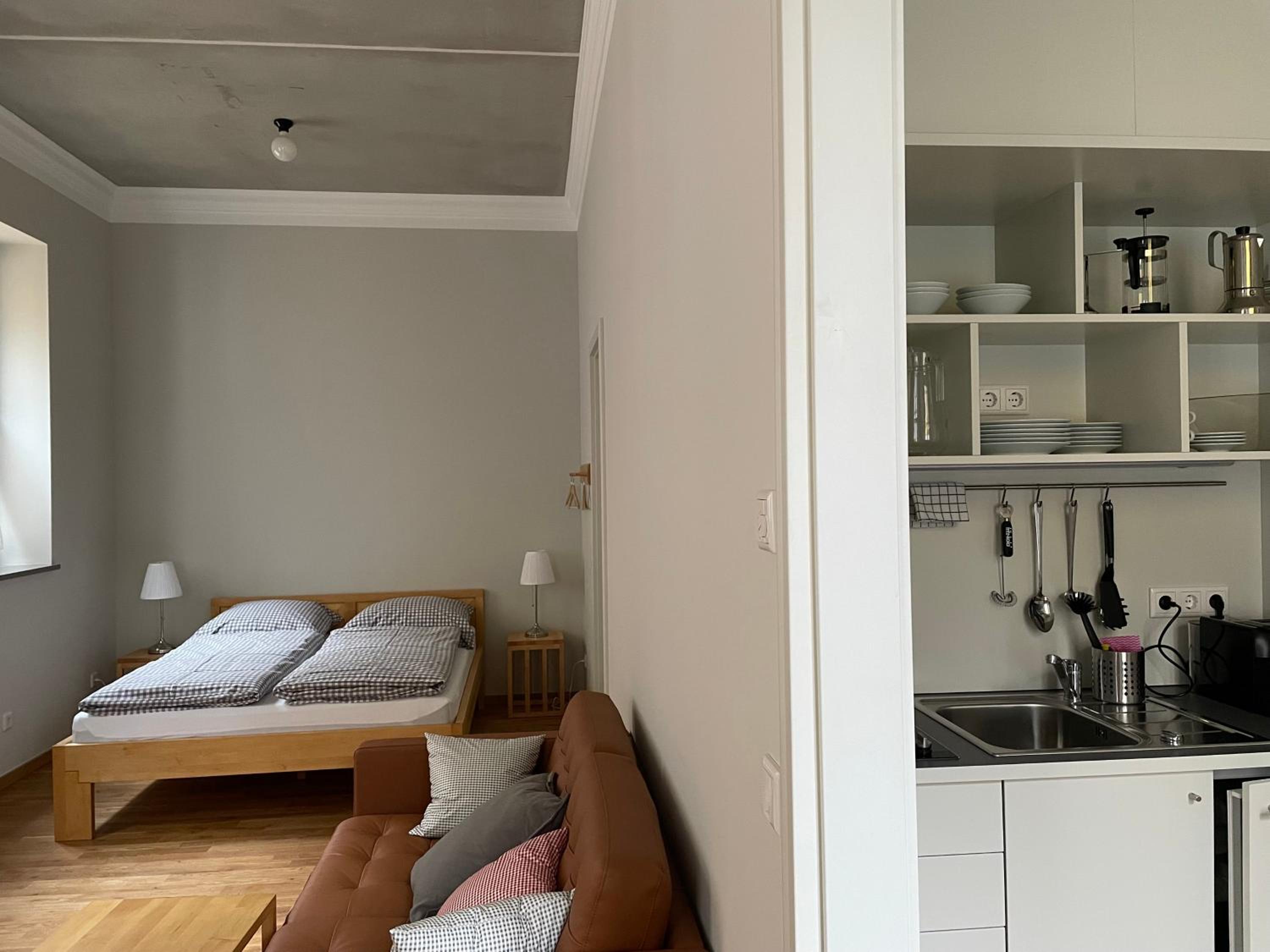 Studio Apartment photo 1