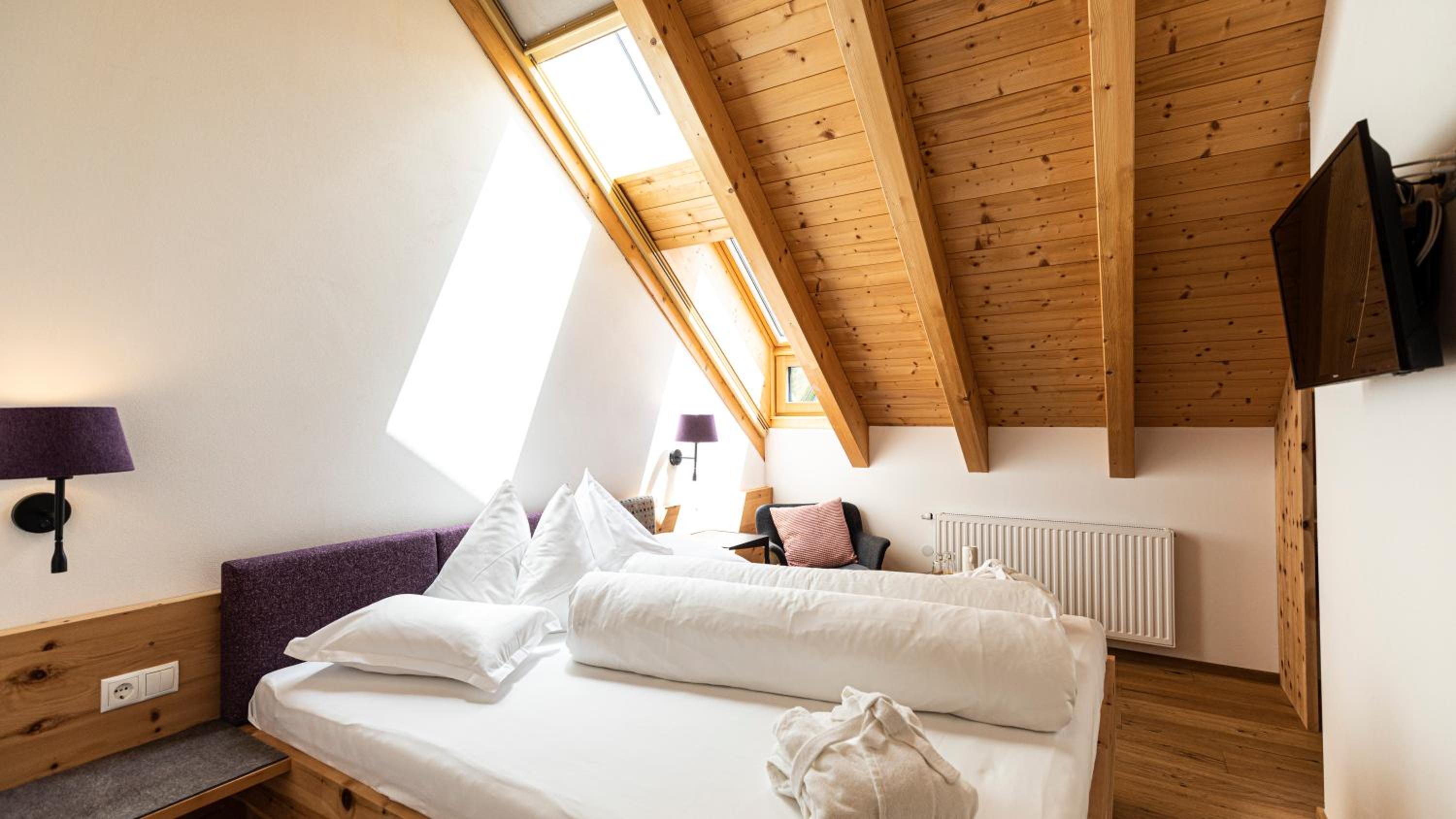 Double or Twin Room with Bathroom photo 1