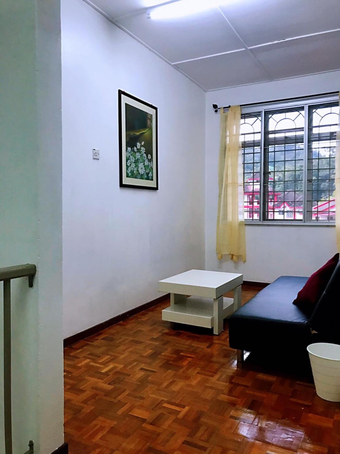 Four-Bedroom House photo 2