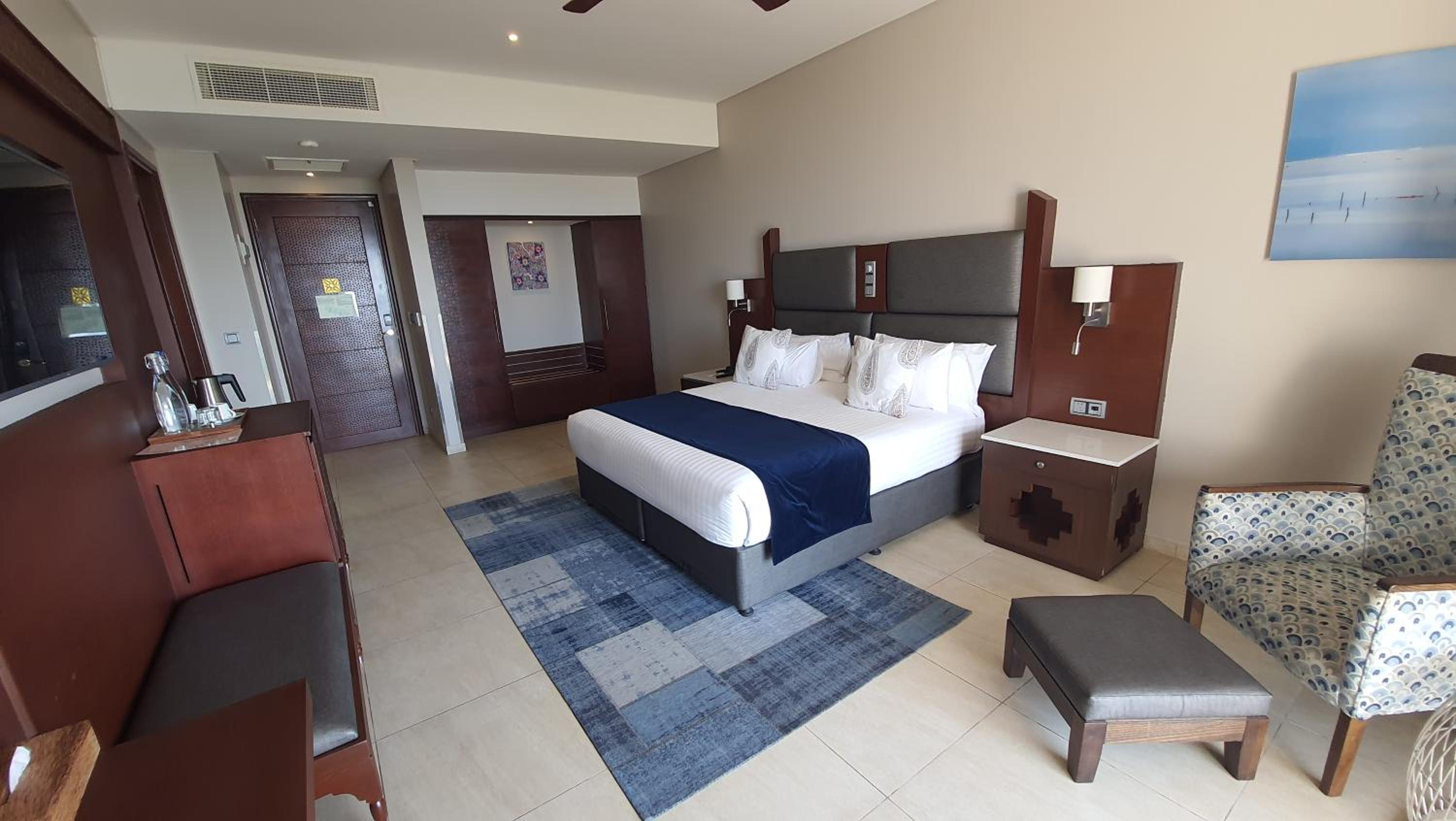 Executive King with Sea View