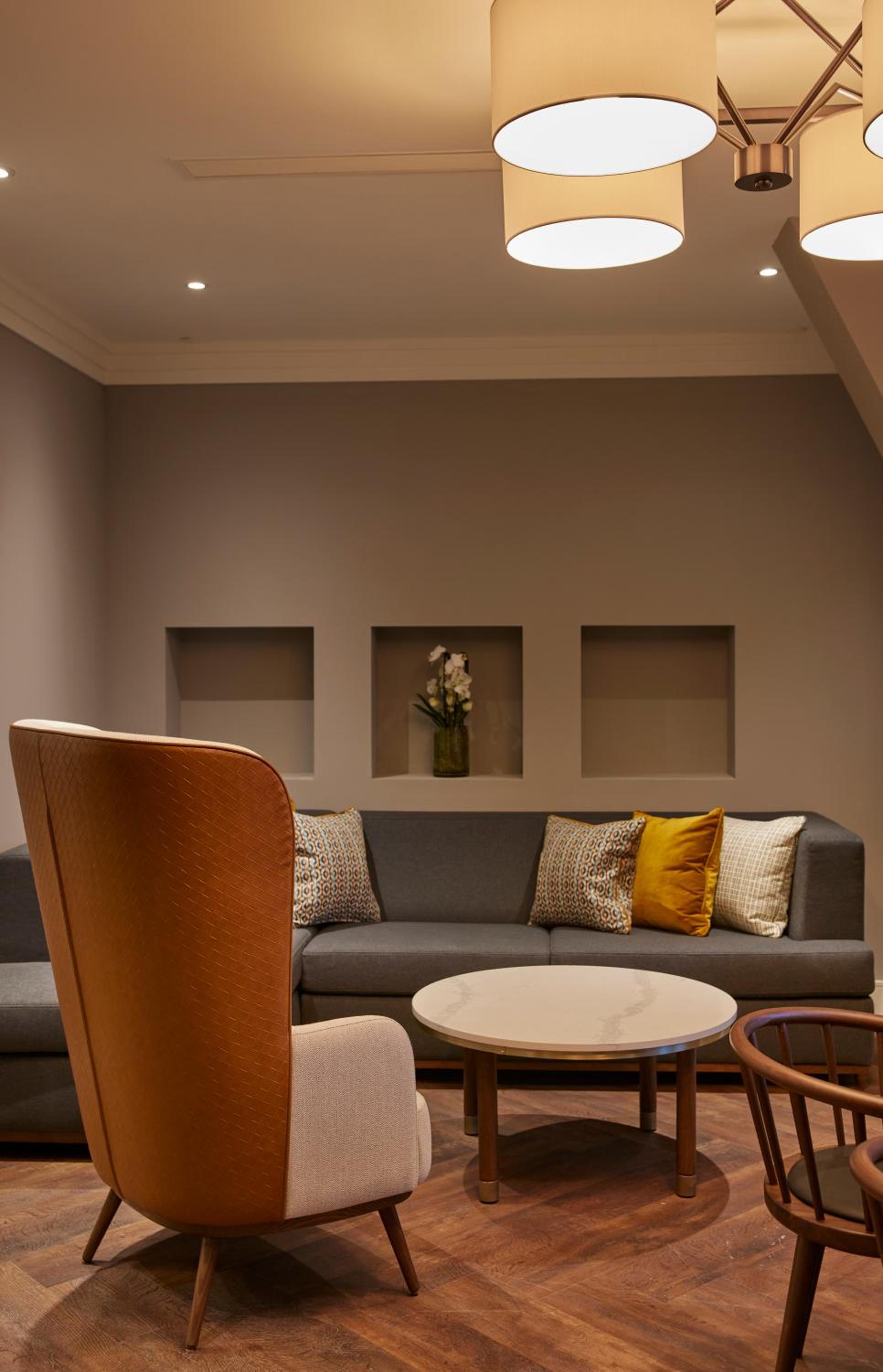 Suite - Photo 3