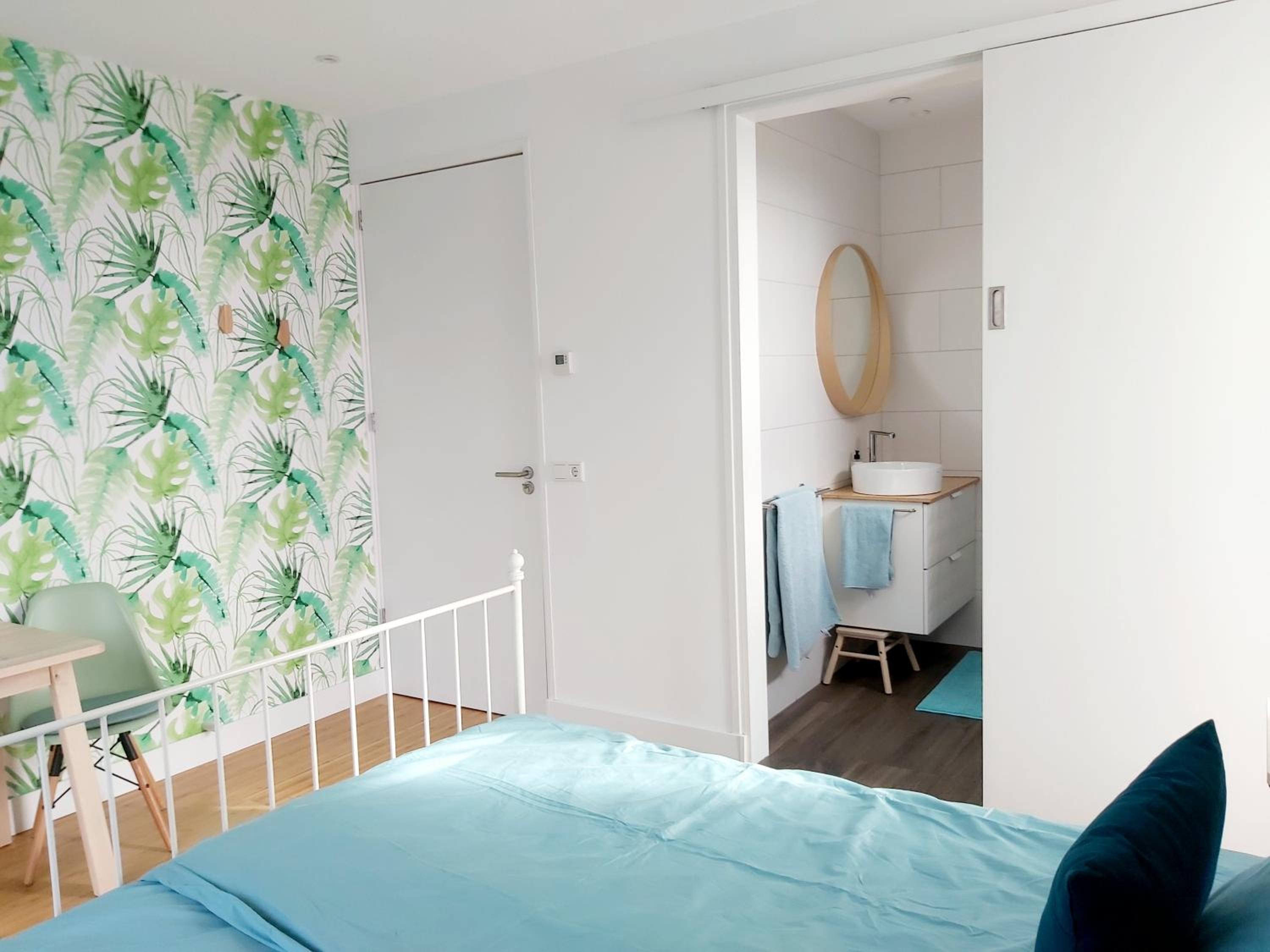 Deluxe King Room photo 2